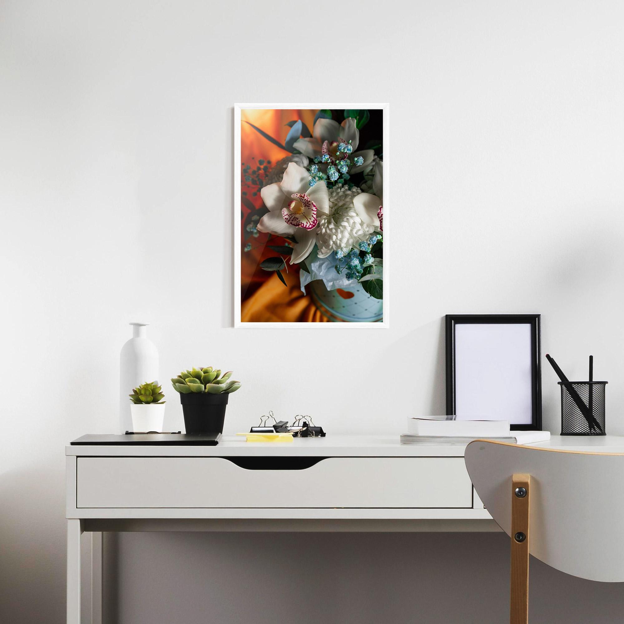 Gerahmte Poster Orchid In Vase mockup 7
