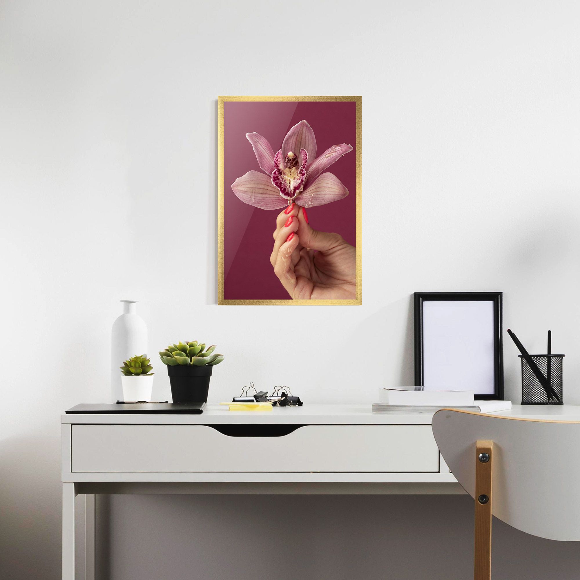 Orchid Holding mockup 7