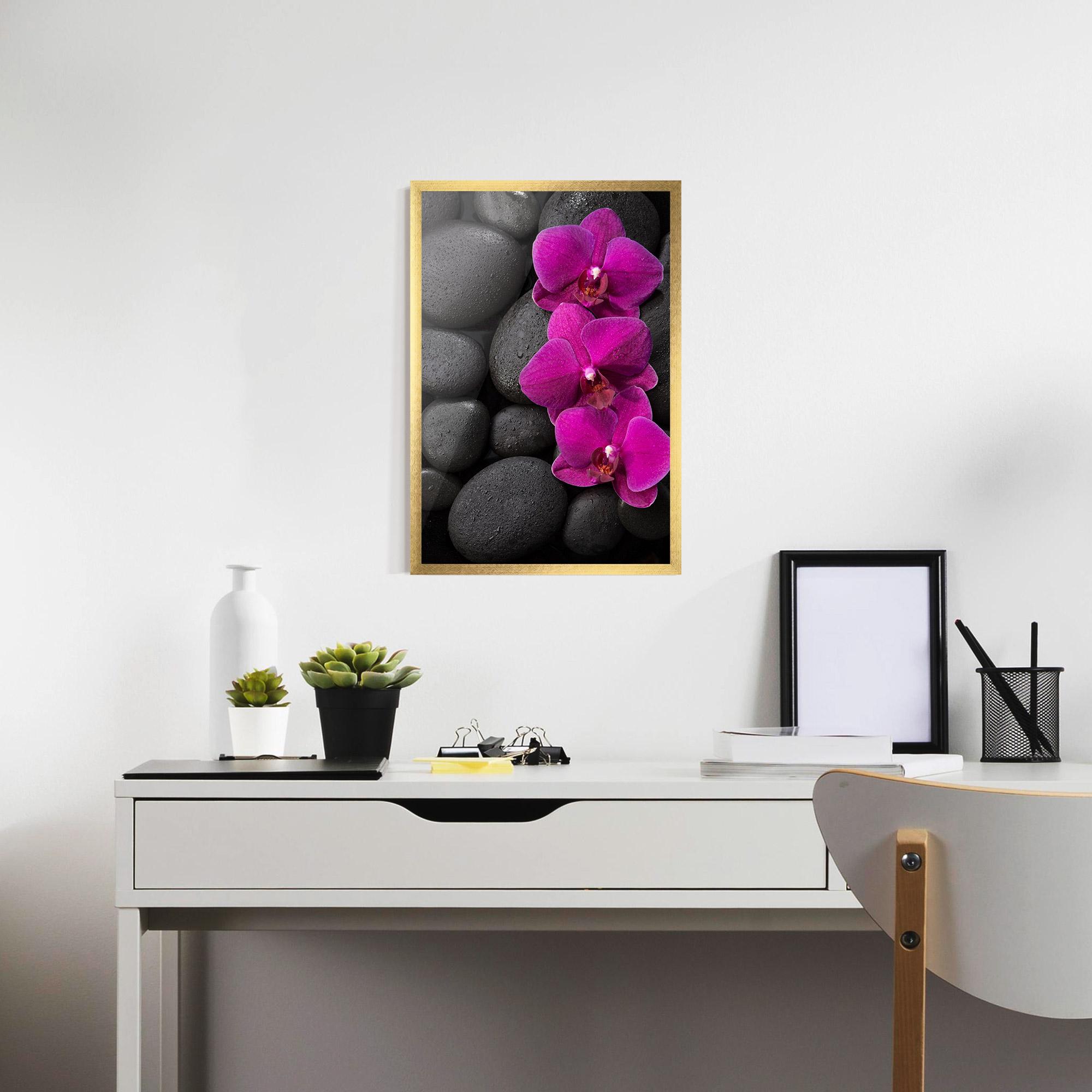 Gerahmte Poster Purple Orchid On Rocks mockup 7