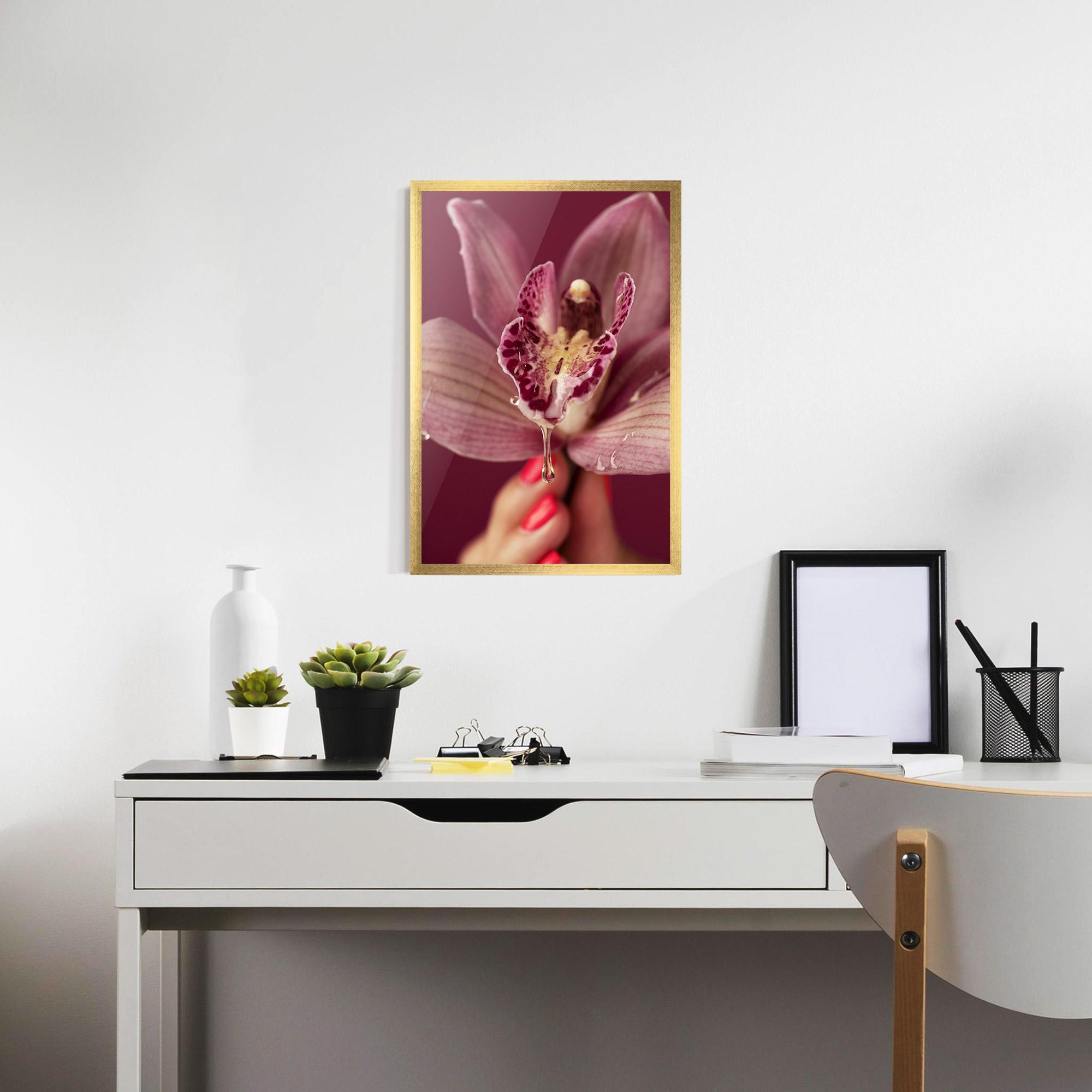 Gerahmte Poster Wet Orchid mockup 7