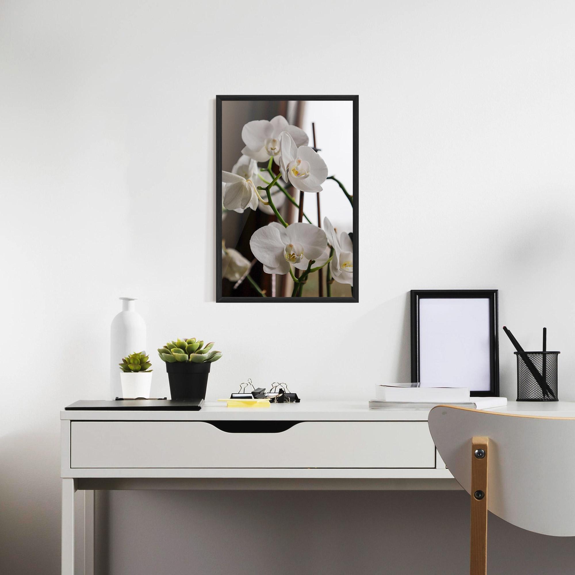 Gerahmte Poster White Orchid Growing mockup 7
