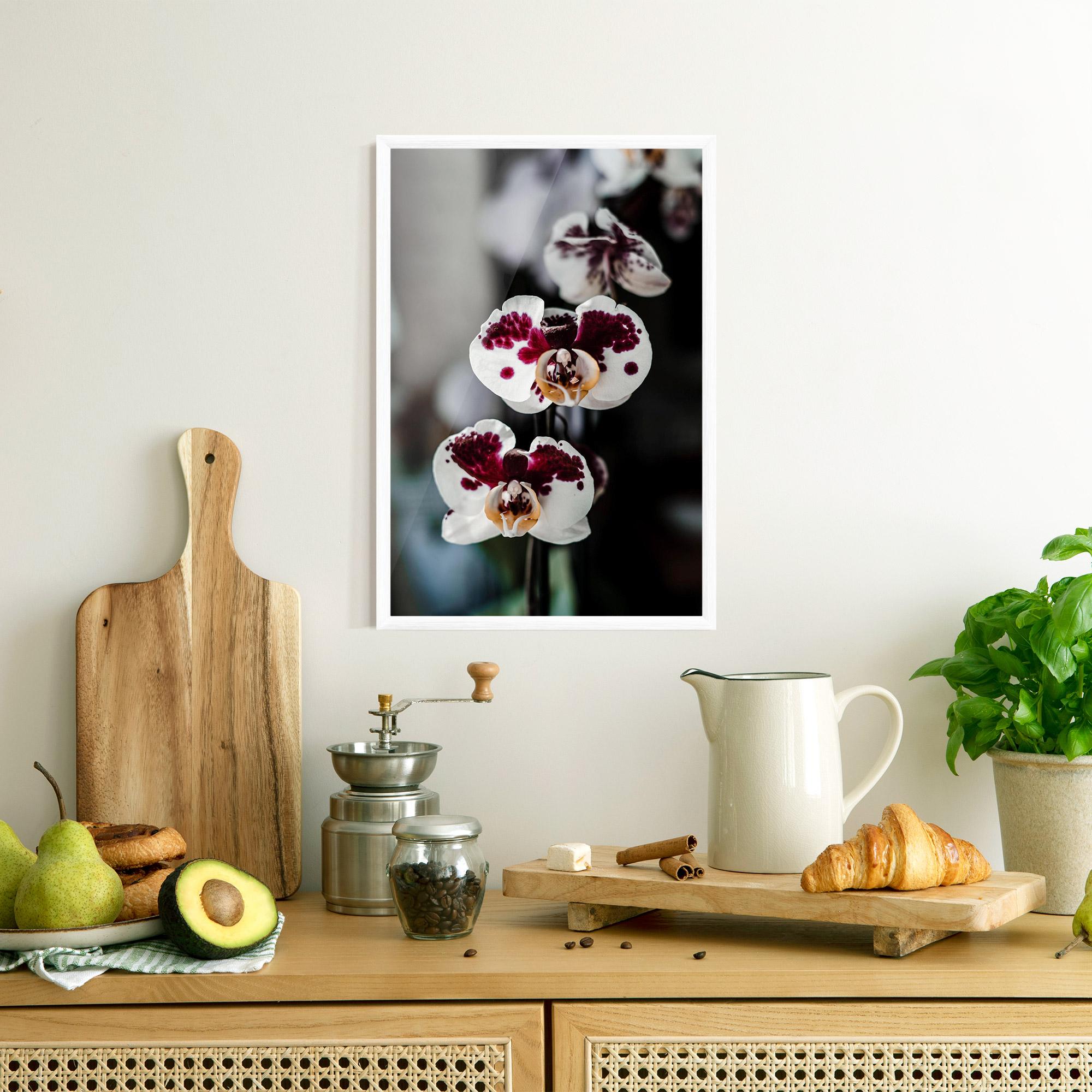 Gerahmte Poster Dark Purple Orchid mockup 8