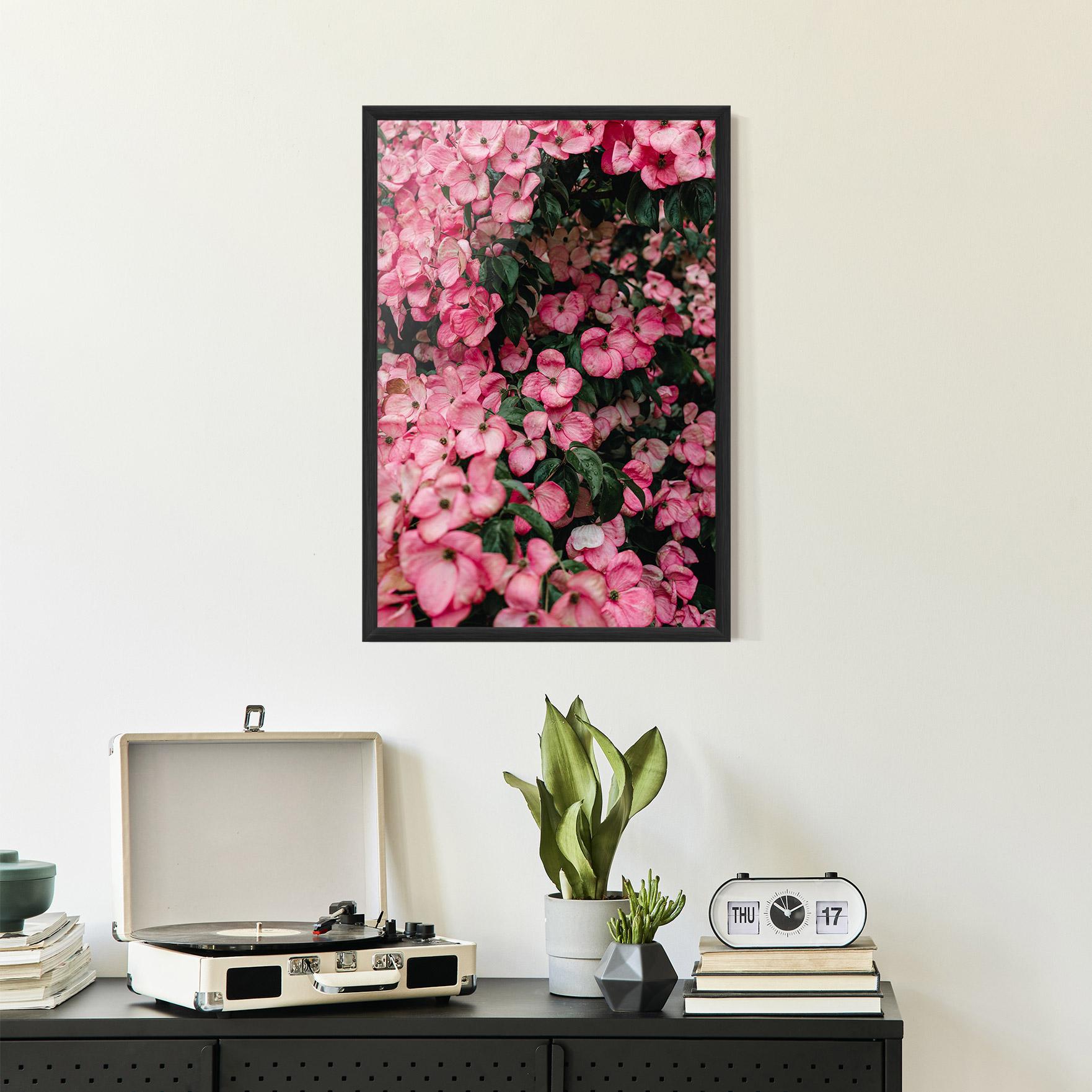 Gerahmte Poster Pink Rose Flower Tree mockup 2