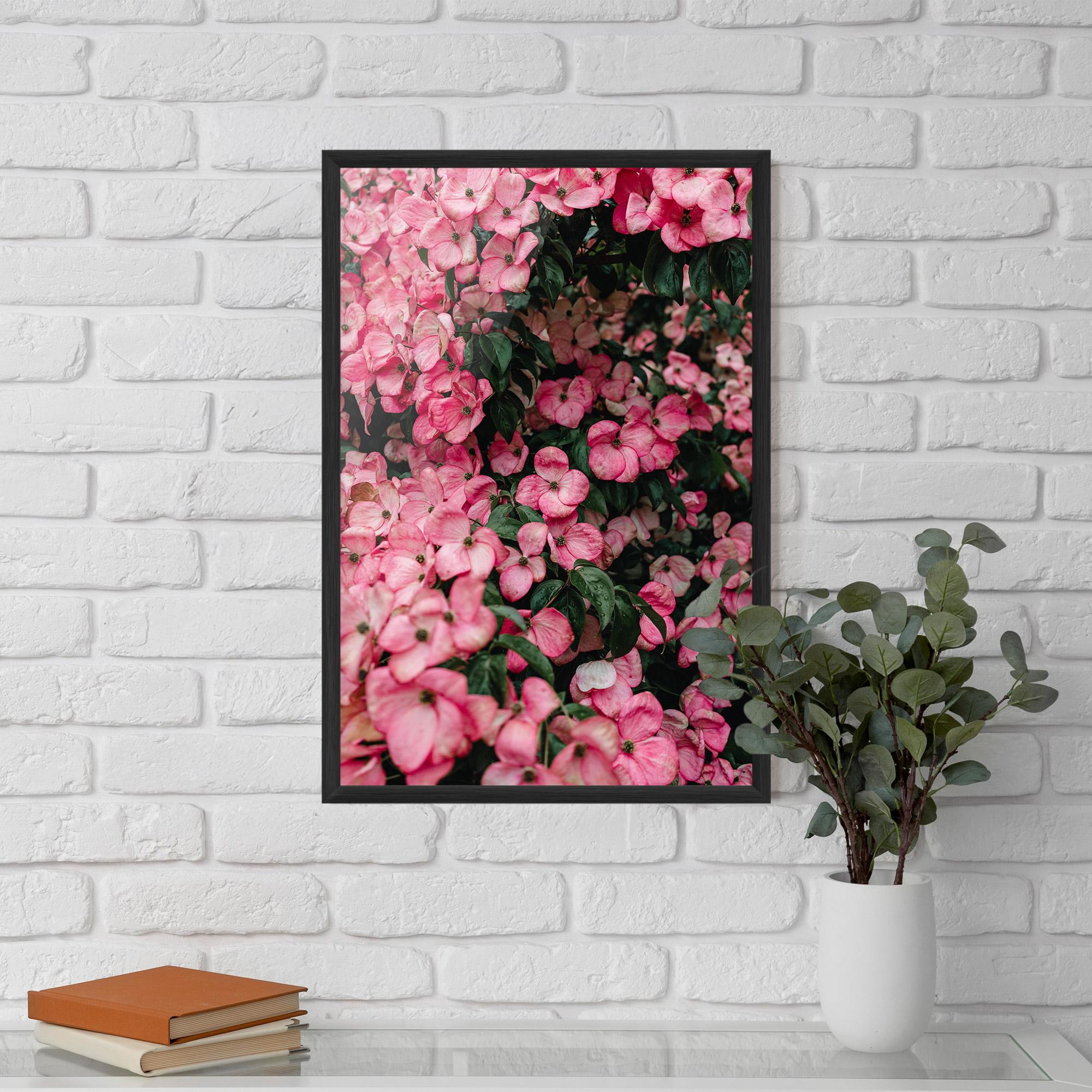 Gerahmte Poster Pink Rose Flower Tree mockup 5