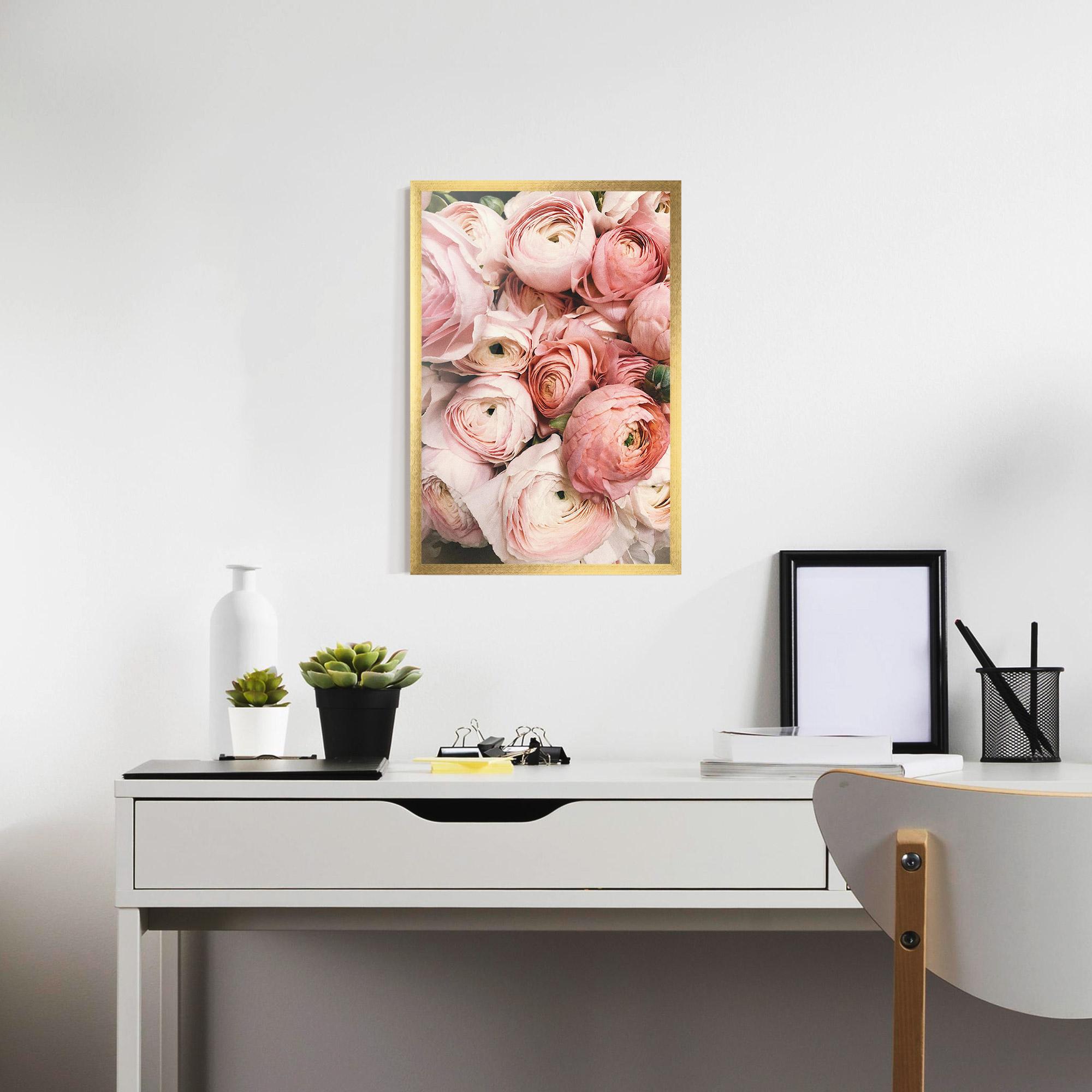Gerahmte Poster Pink Rose Bouquet mockup 7