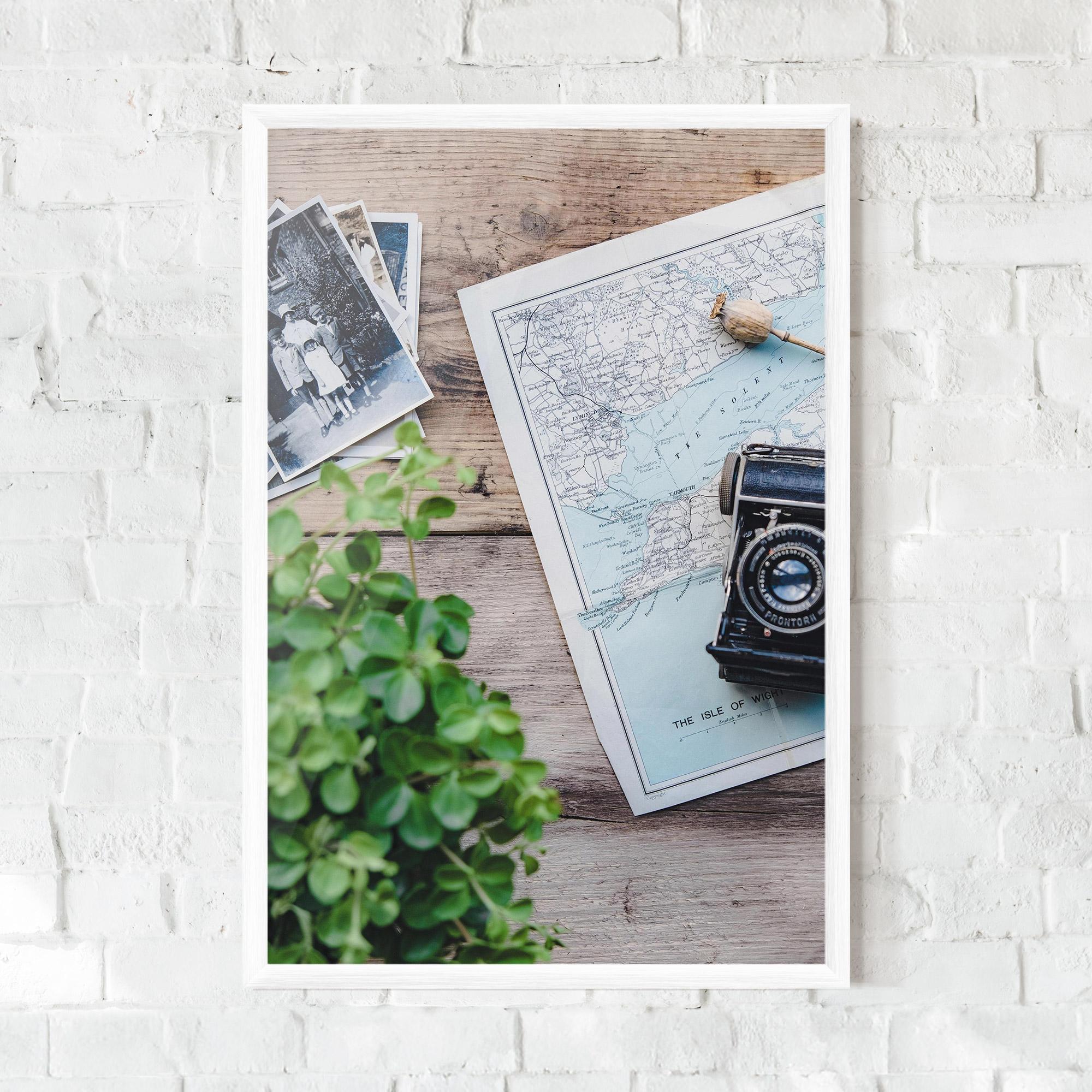 Gerahmte Poster Camera Map mockup 0