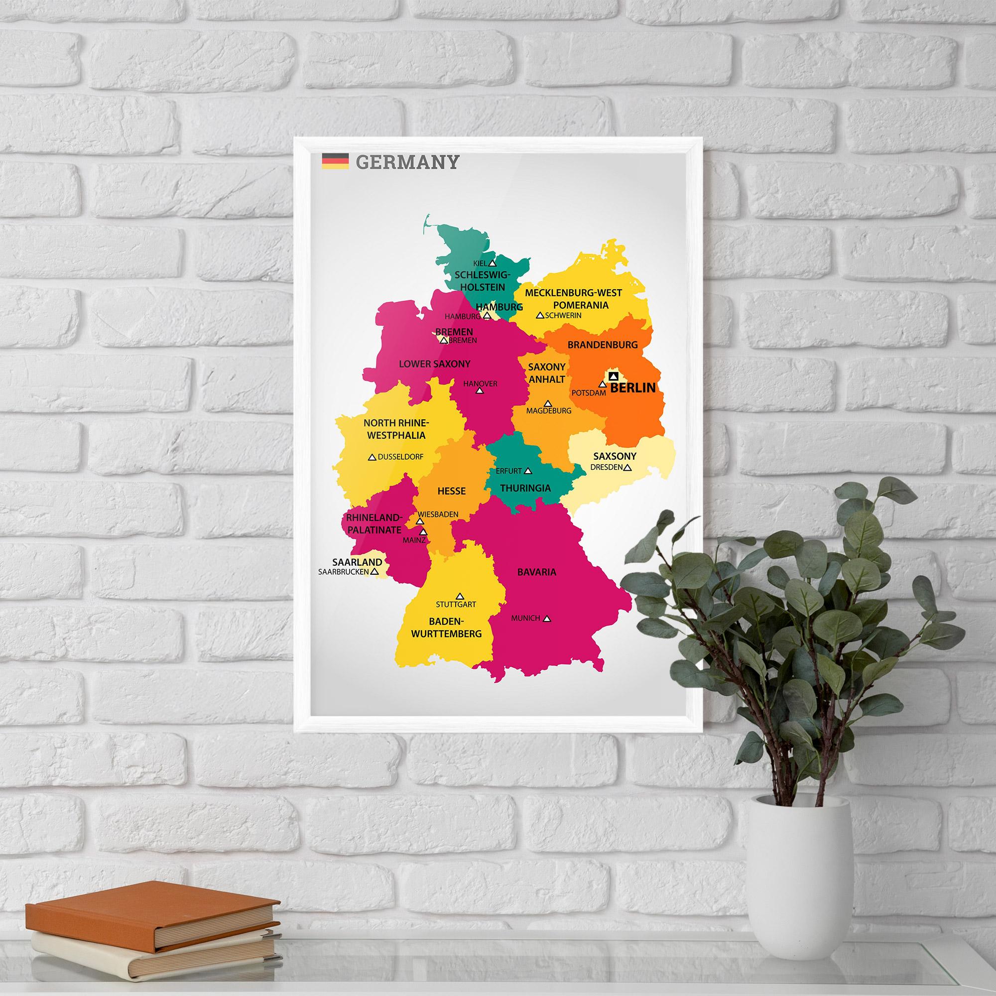 Gerahmte Poster Germany Color Map mockup 5