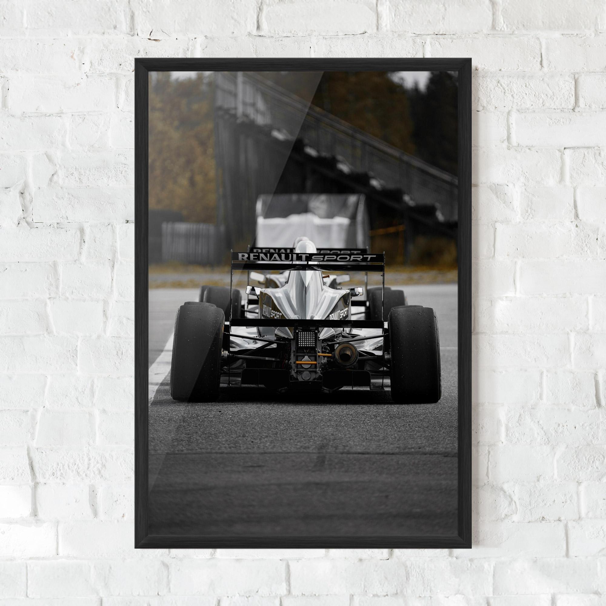 Gerahmte Poster Grey F1 Car mockup 0