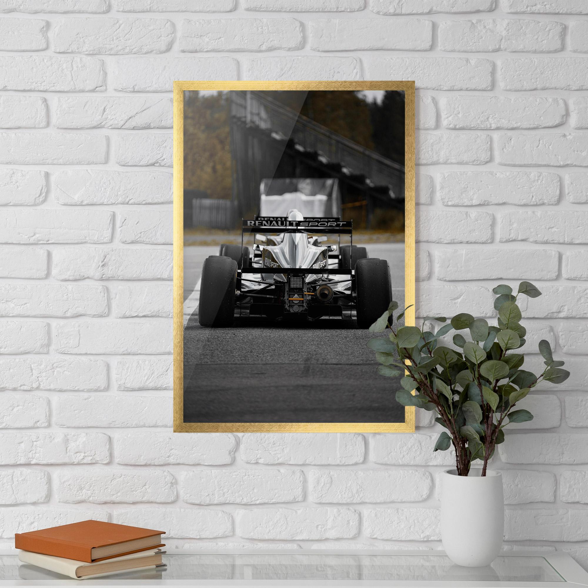 Gerahmte Poster Grey F1 Car mockup 5