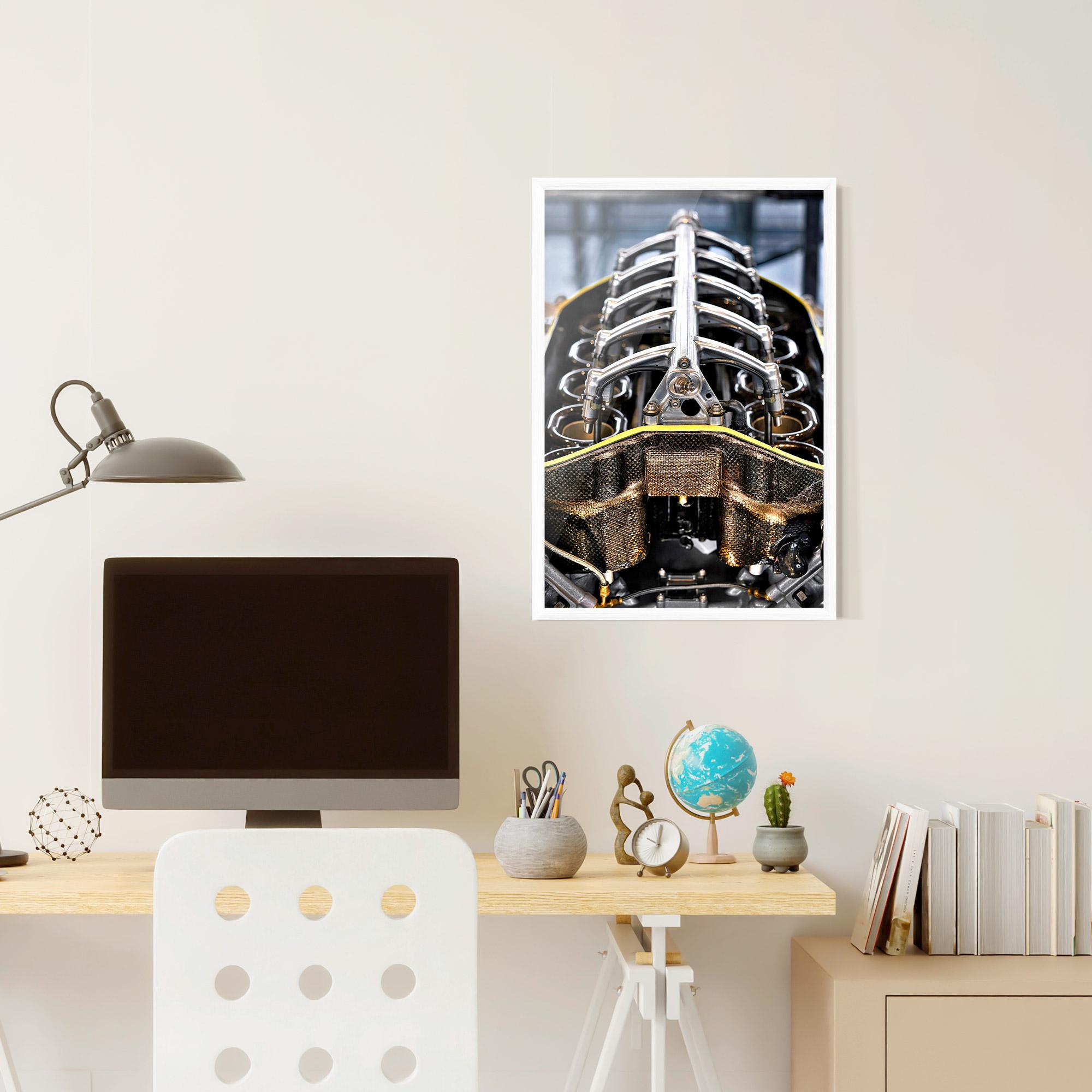 Gerahmte Poster Engine mockup 6