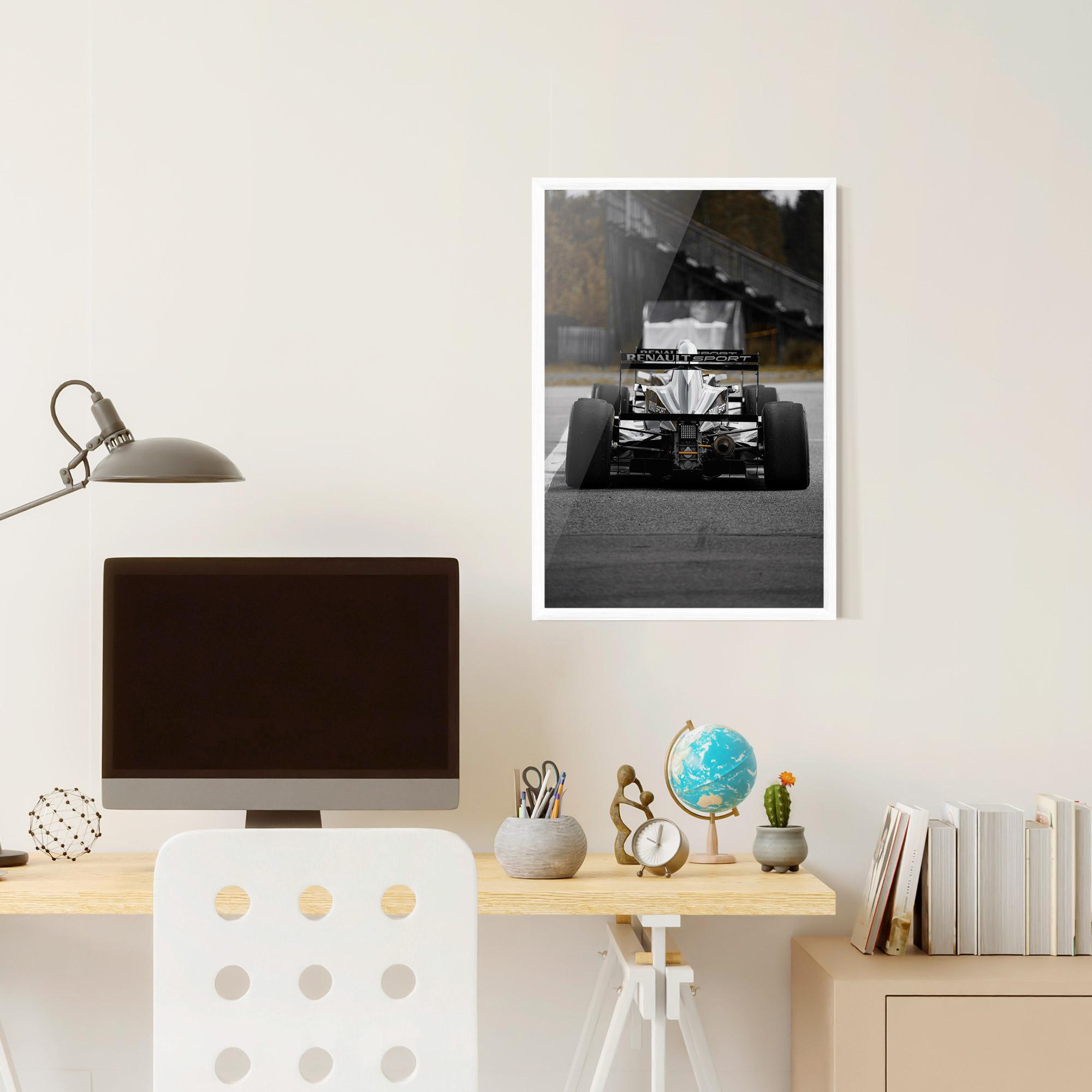 Gerahmte Poster Grey F1 Car mockup 6