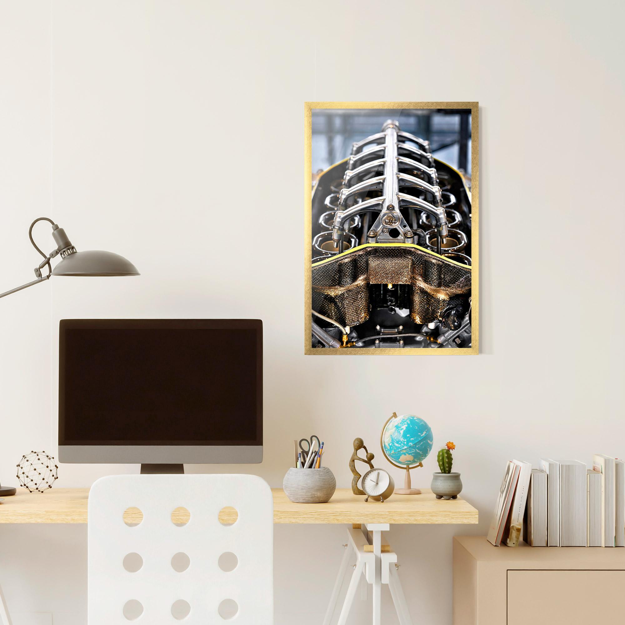 Gerahmte Poster Engine mockup 6