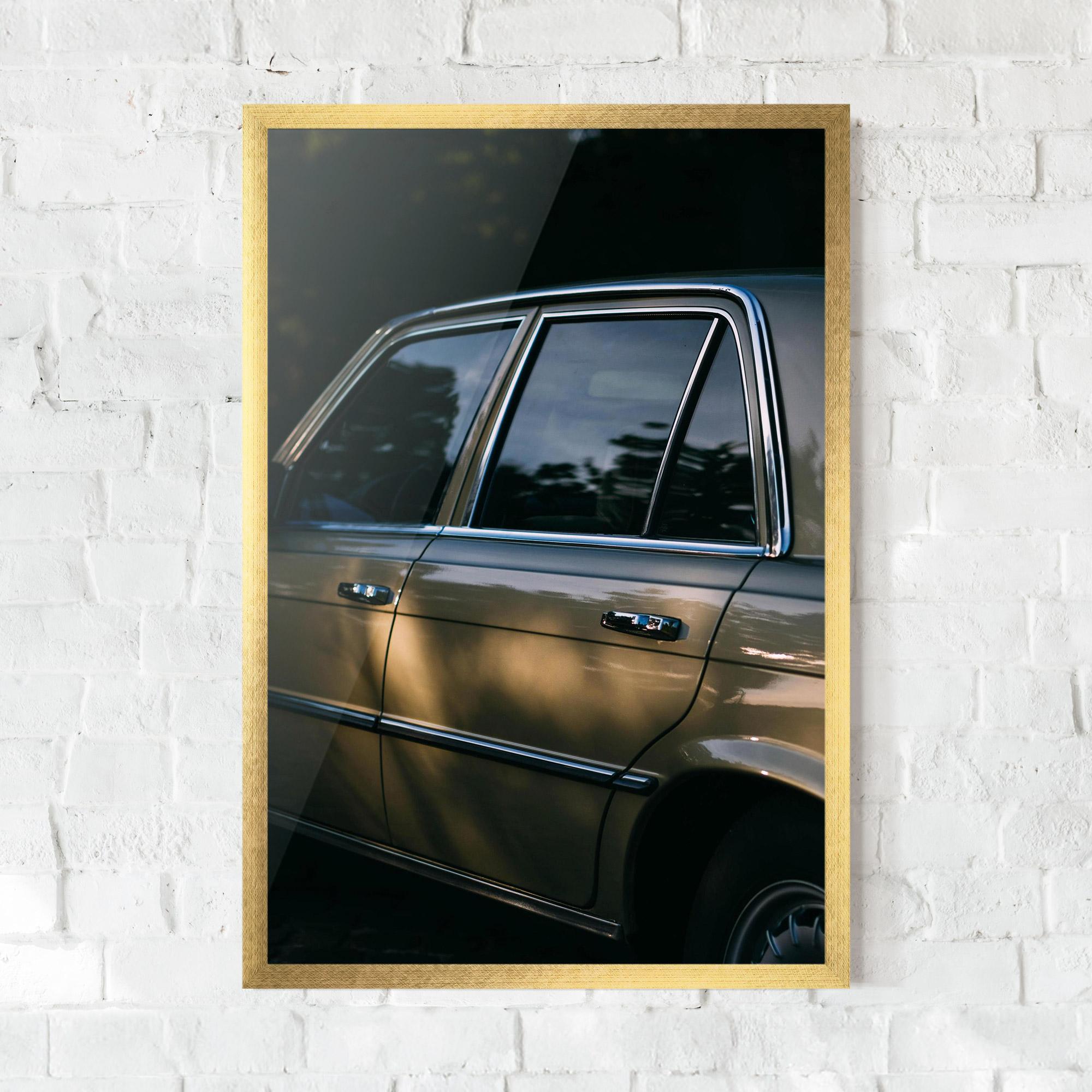Gerahmte Poster Cream Old Car mockup 0