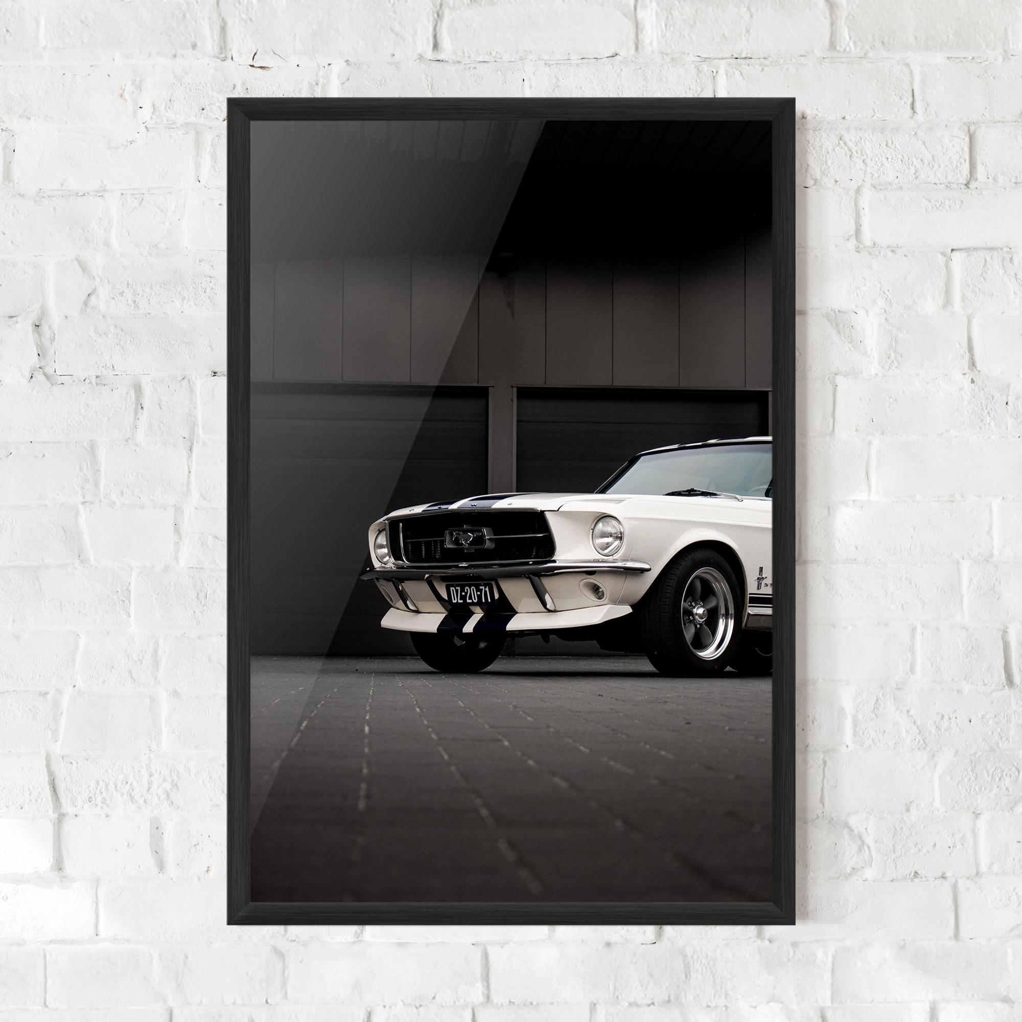 Gerahmte Poster White Vintage Car mockup 0