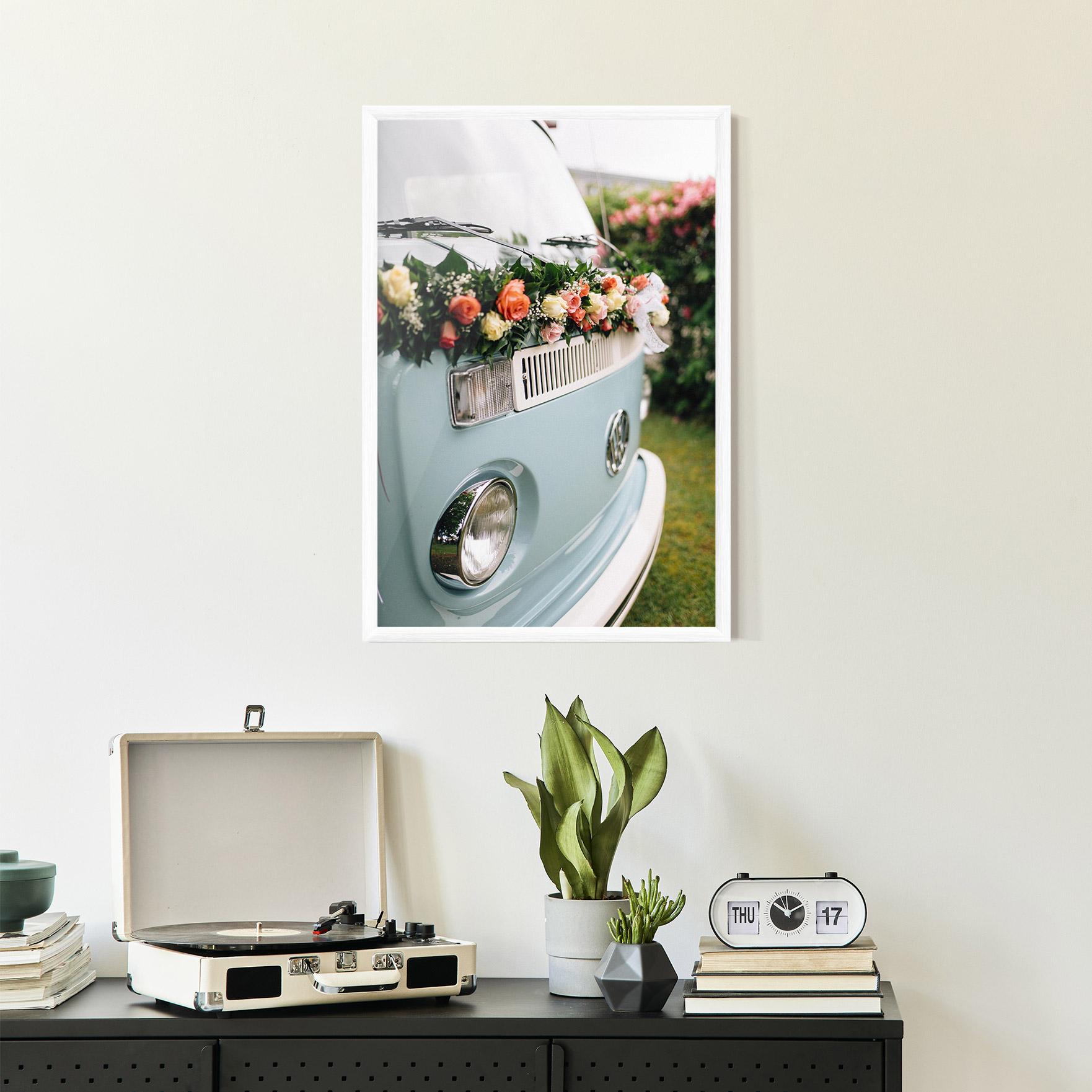 Gerahmte Poster Vintage Rose Van mockup 2