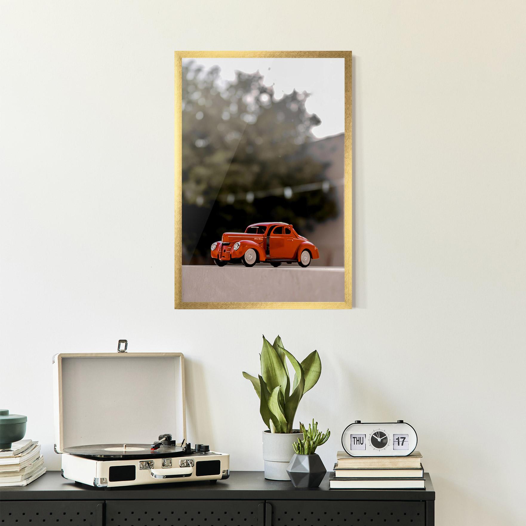 Gerahmte Poster Orange Toy Car mockup 2