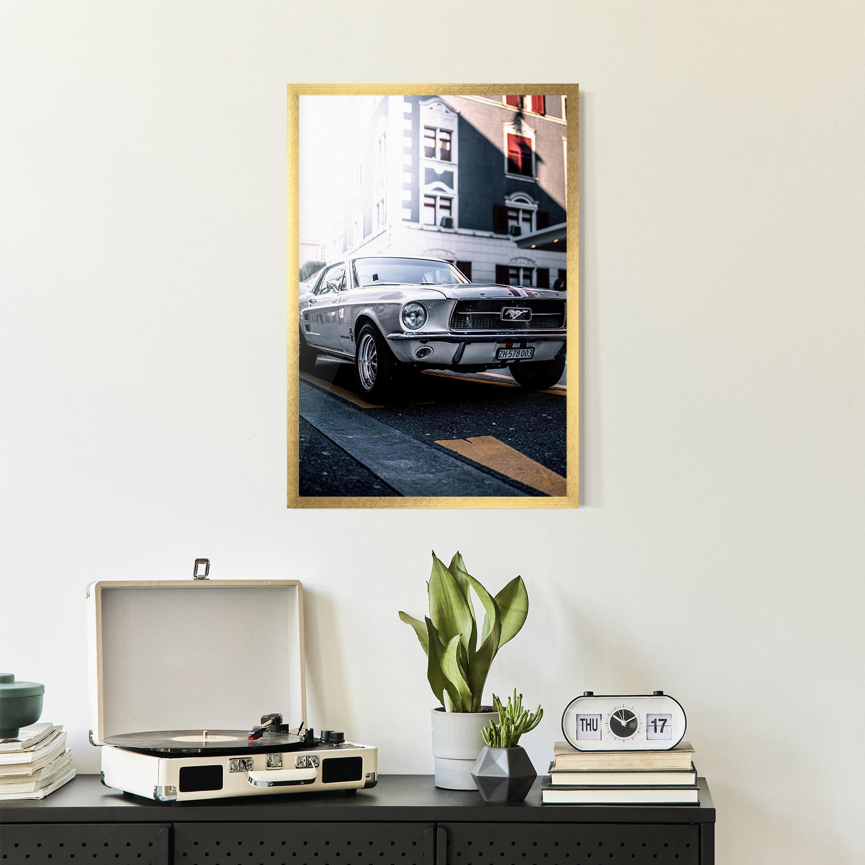 Gerahmte Poster Vintage White Car mockup 2