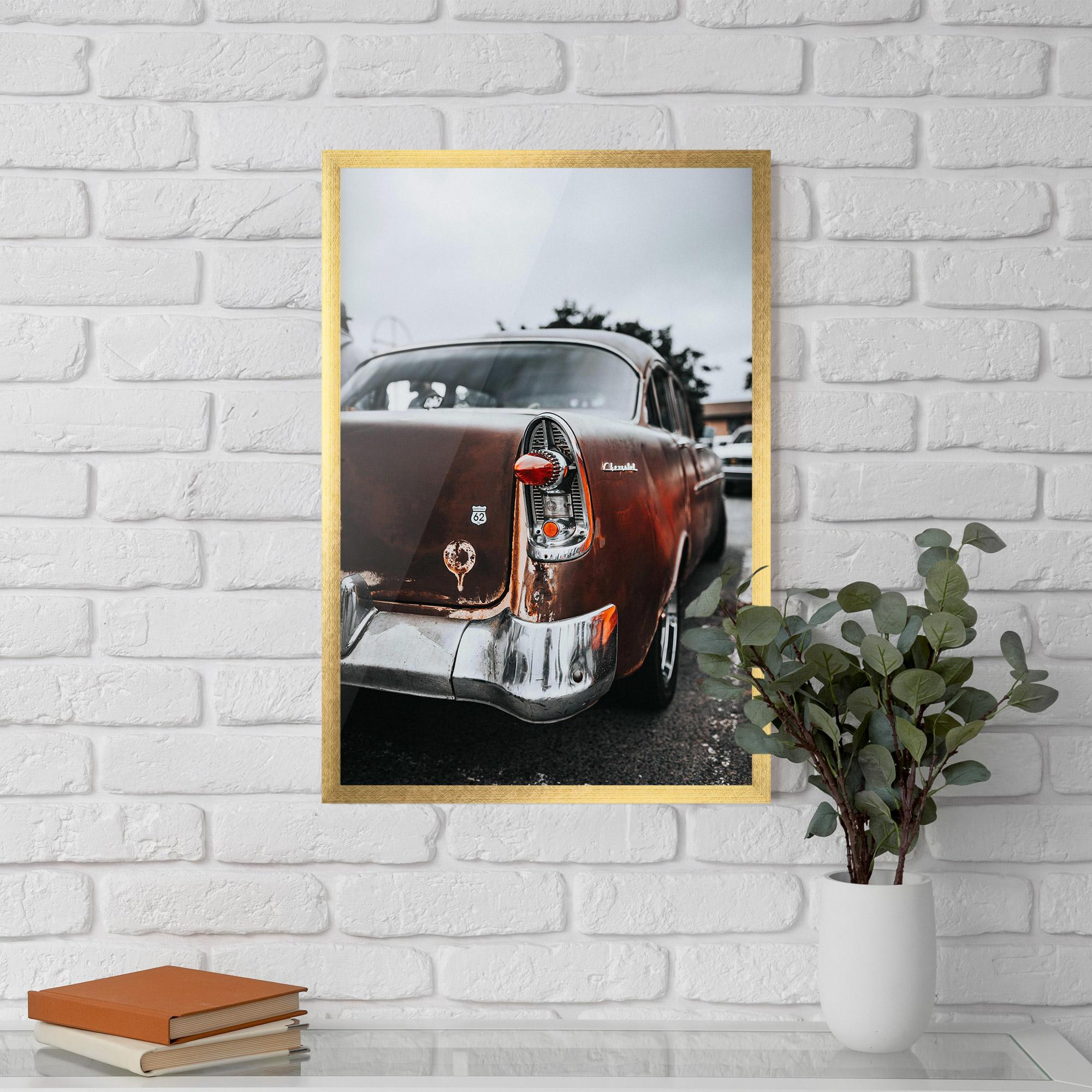 Gerahmte Poster Car Old Brown mockup 5