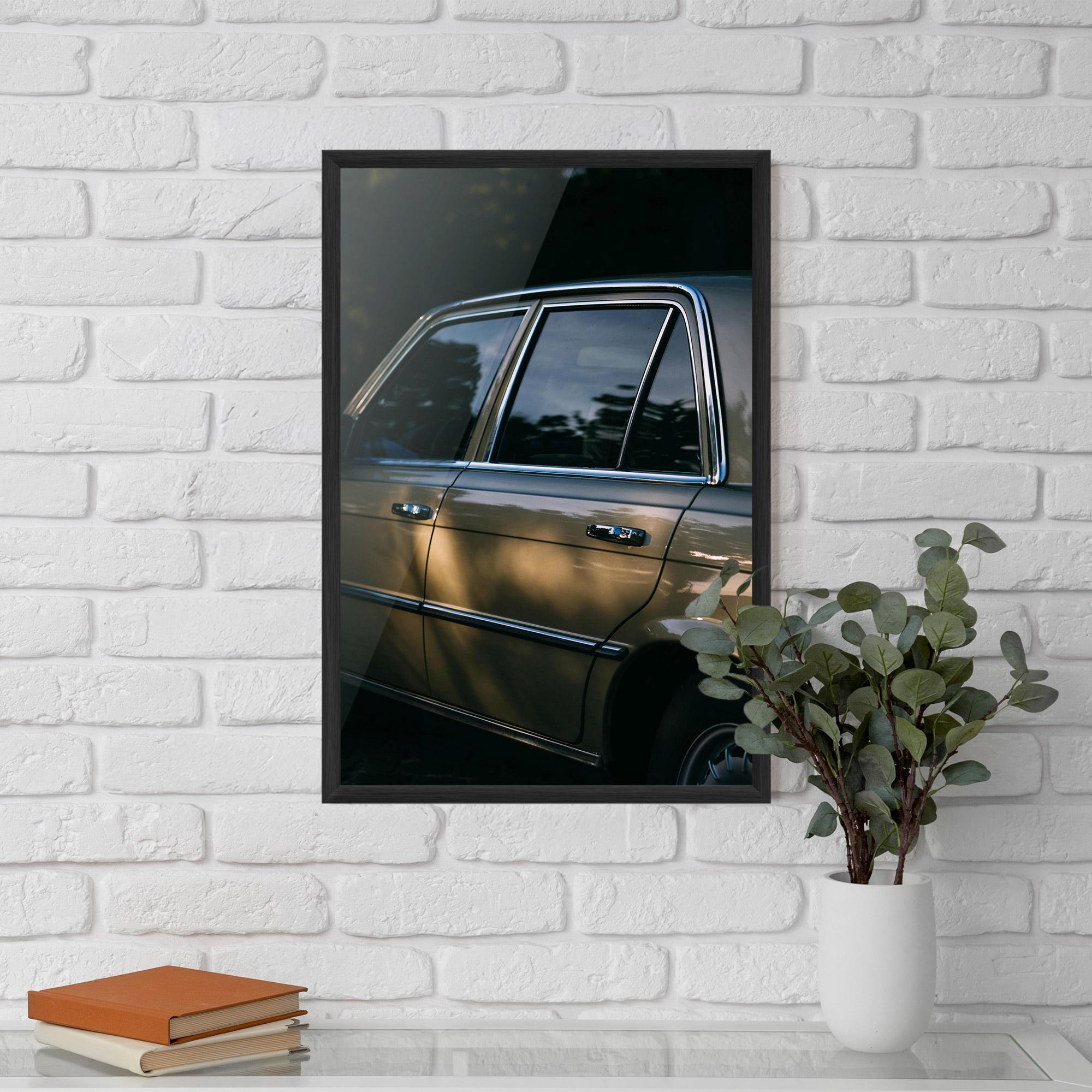 Gerahmte Poster Cream Old Car mockup 5