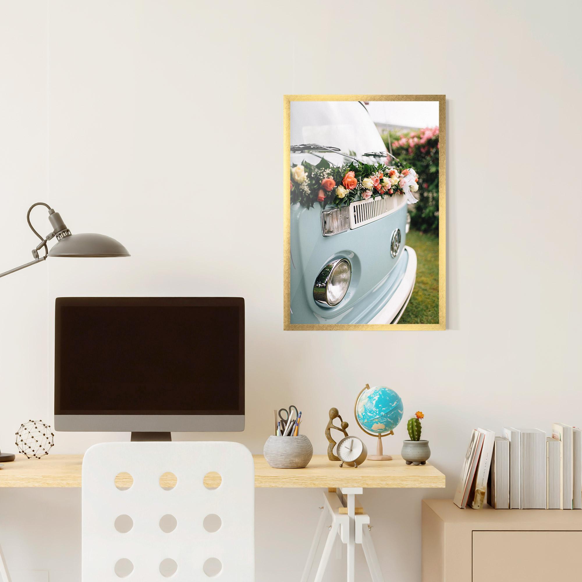 Gerahmte Poster Vintage Rose Van mockup 6