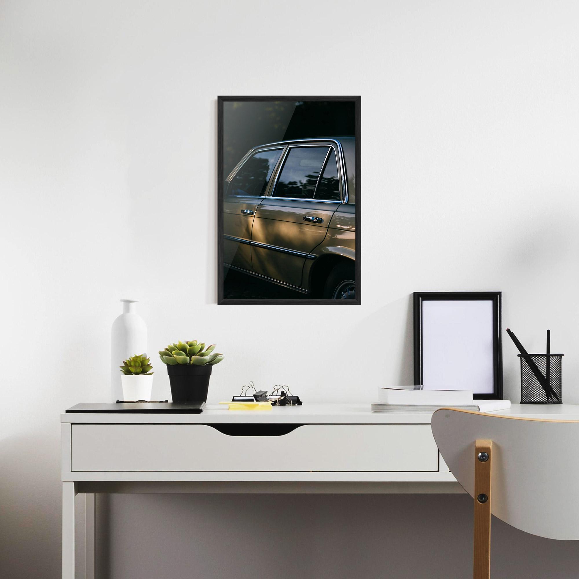 Gerahmte Poster Cream Old Car mockup 7