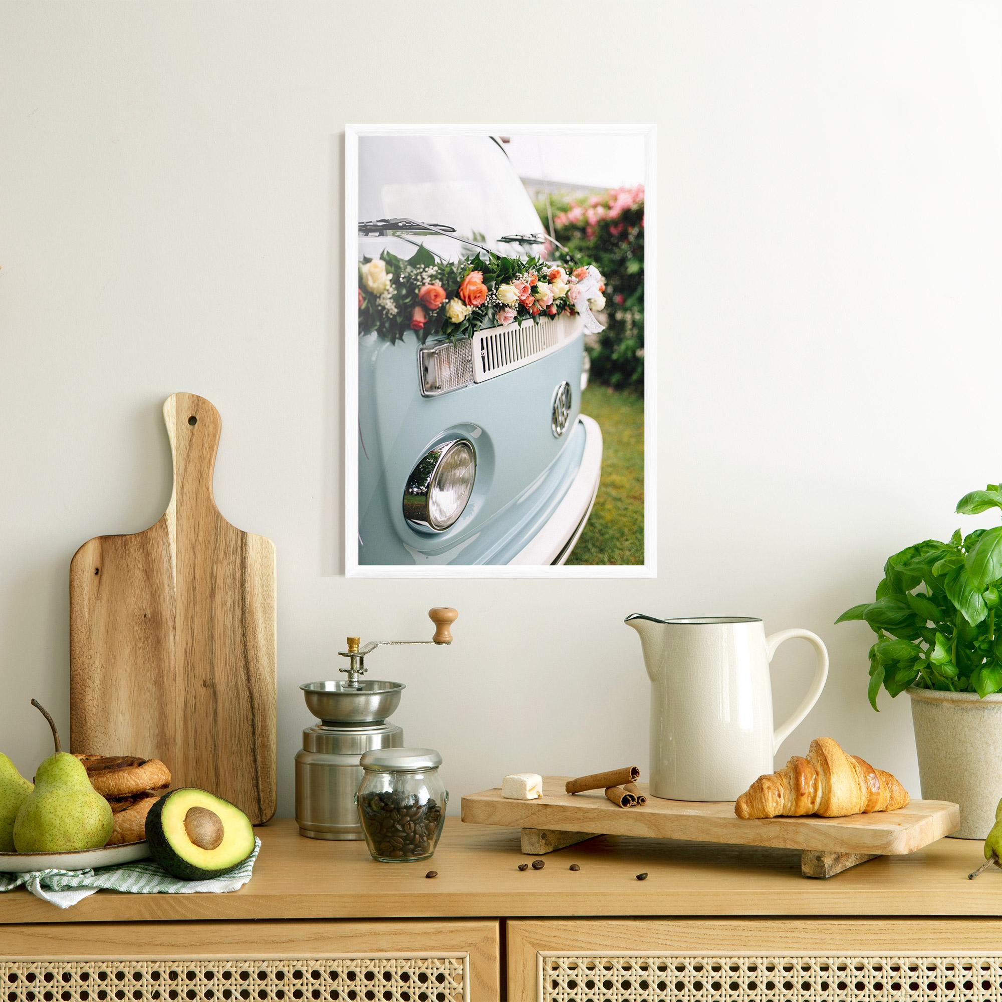 Gerahmte Poster Vintage Rose Van mockup 8