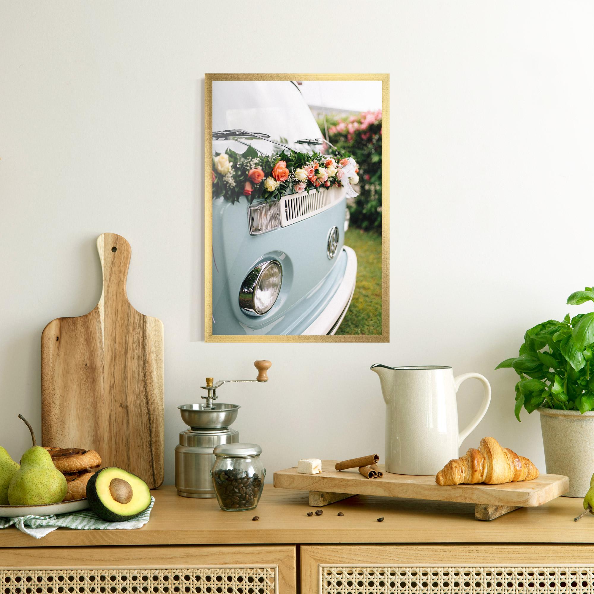 Gerahmte Poster Vintage Rose Van mockup 8