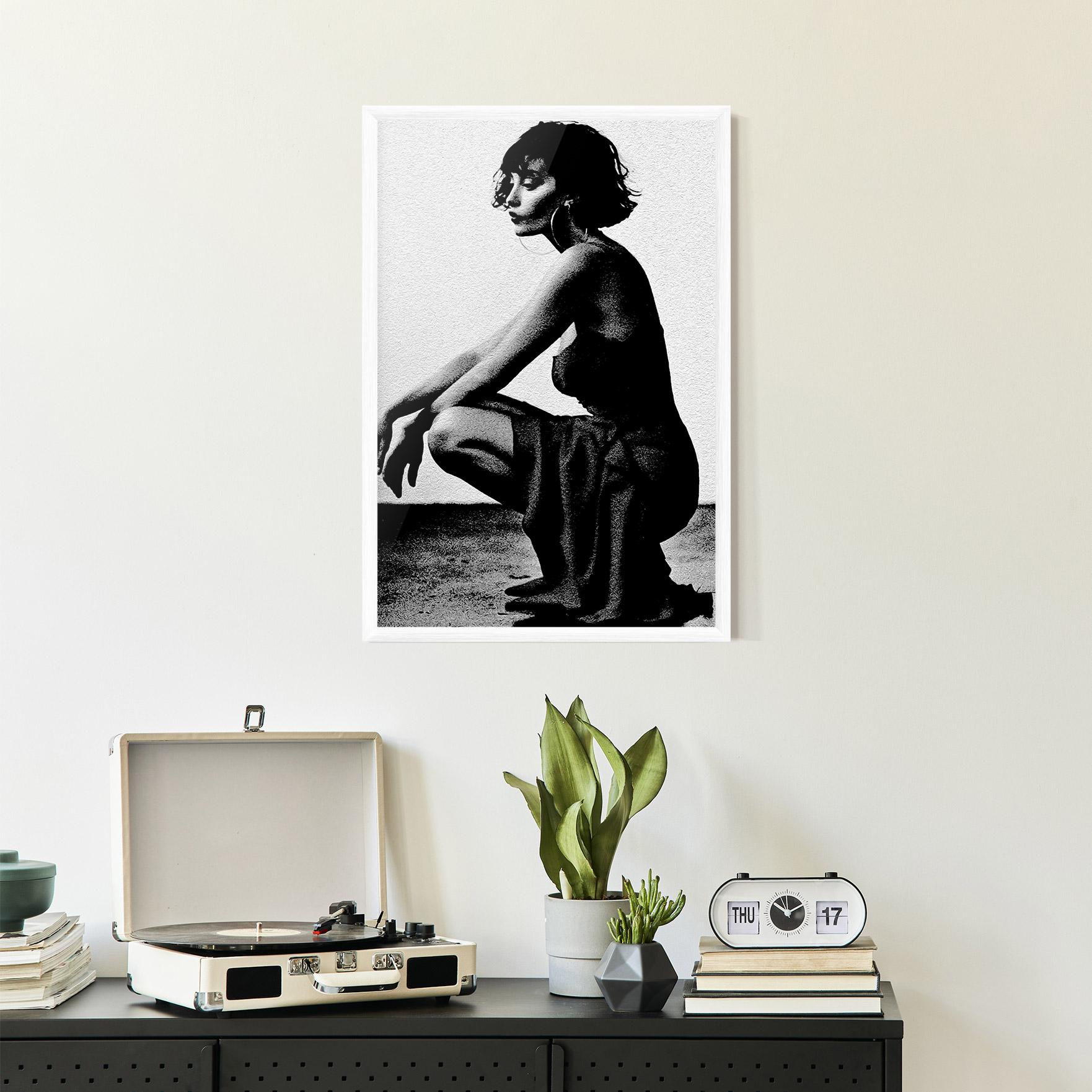 Gerahmte Poster Grey Long Dress mockup 2