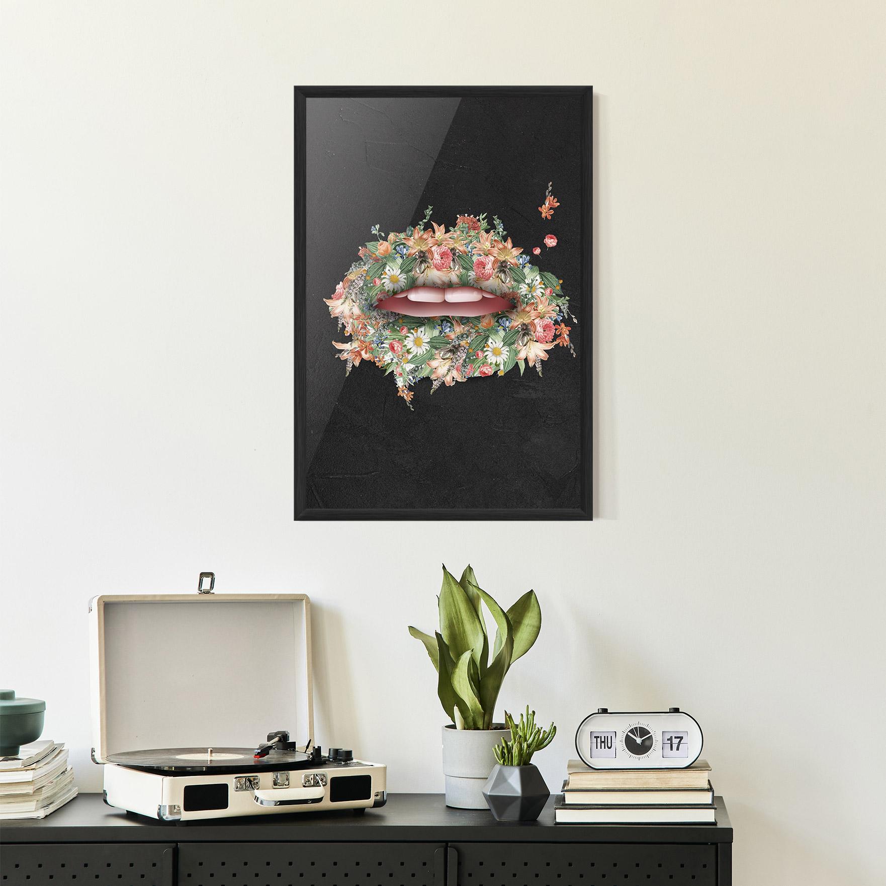 Gerahmte Poster Flowers Lips mockup 2