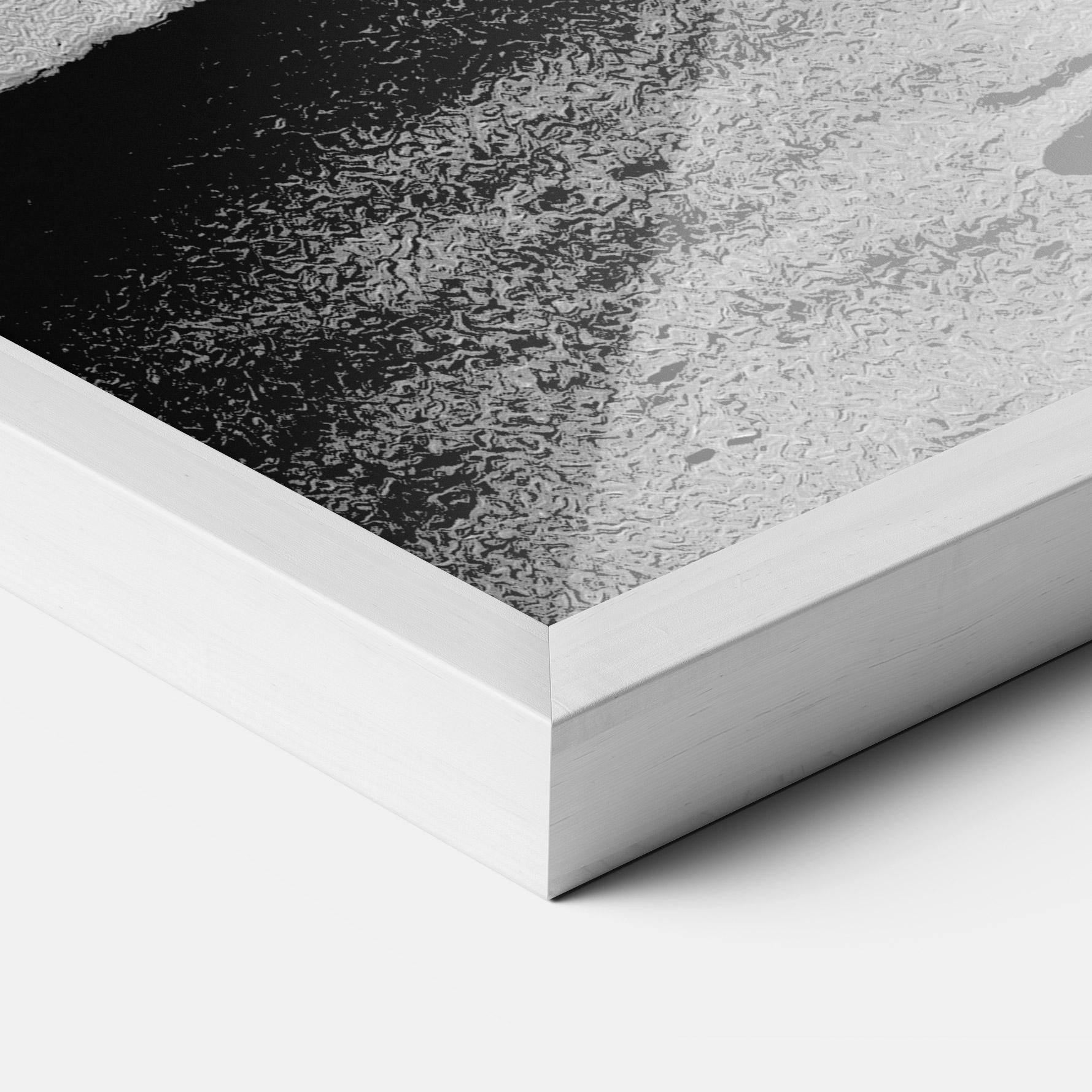 Gerahmte Poster Grey Long Dress mockup 3