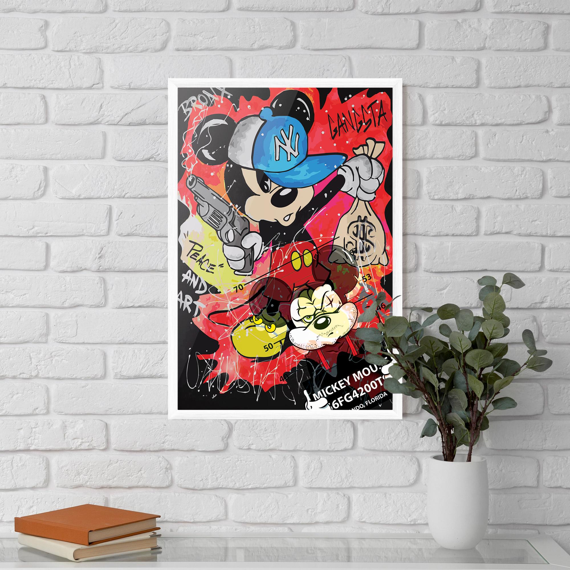 Gerahmte Poster Gangsta Mickey mockup 5