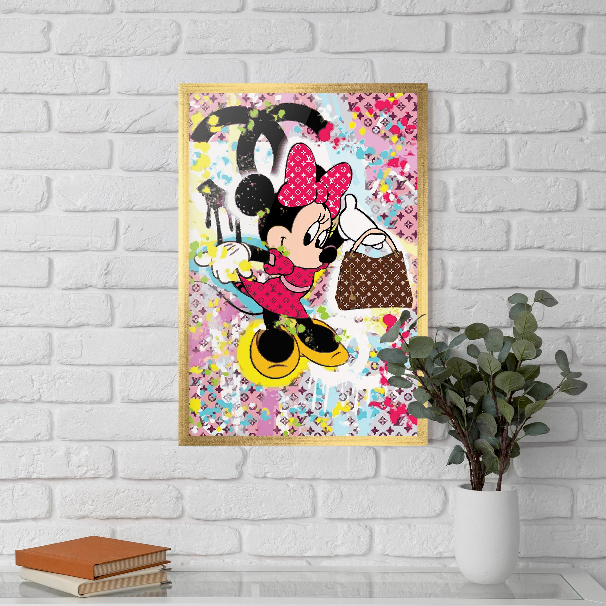 Gerahmte Poster Minnie Comes Back In Fashion mockup 5