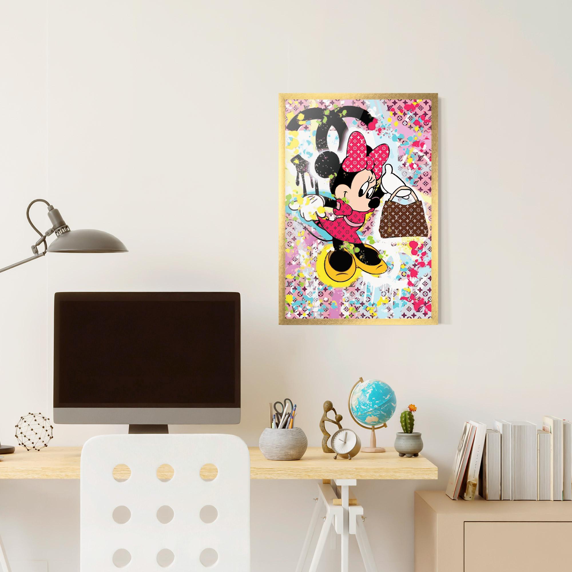 Gerahmte Poster Minnie Comes Back In Fashion mockup 6