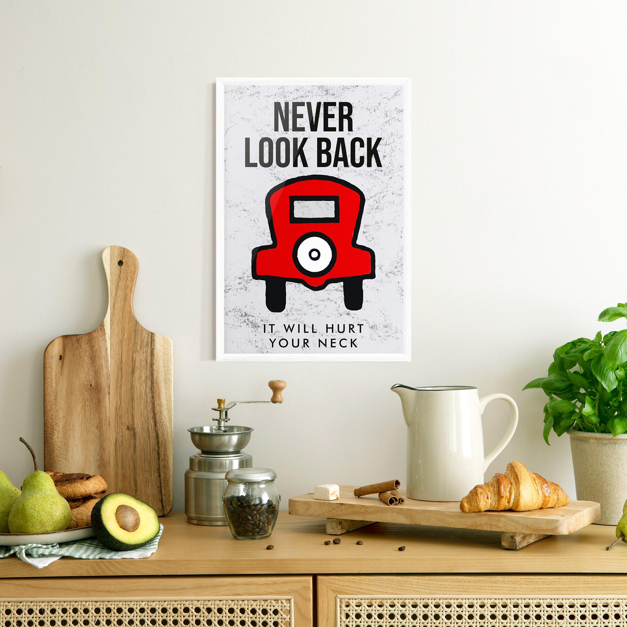 Gerahmte Poster Never Look Back mockup 8
