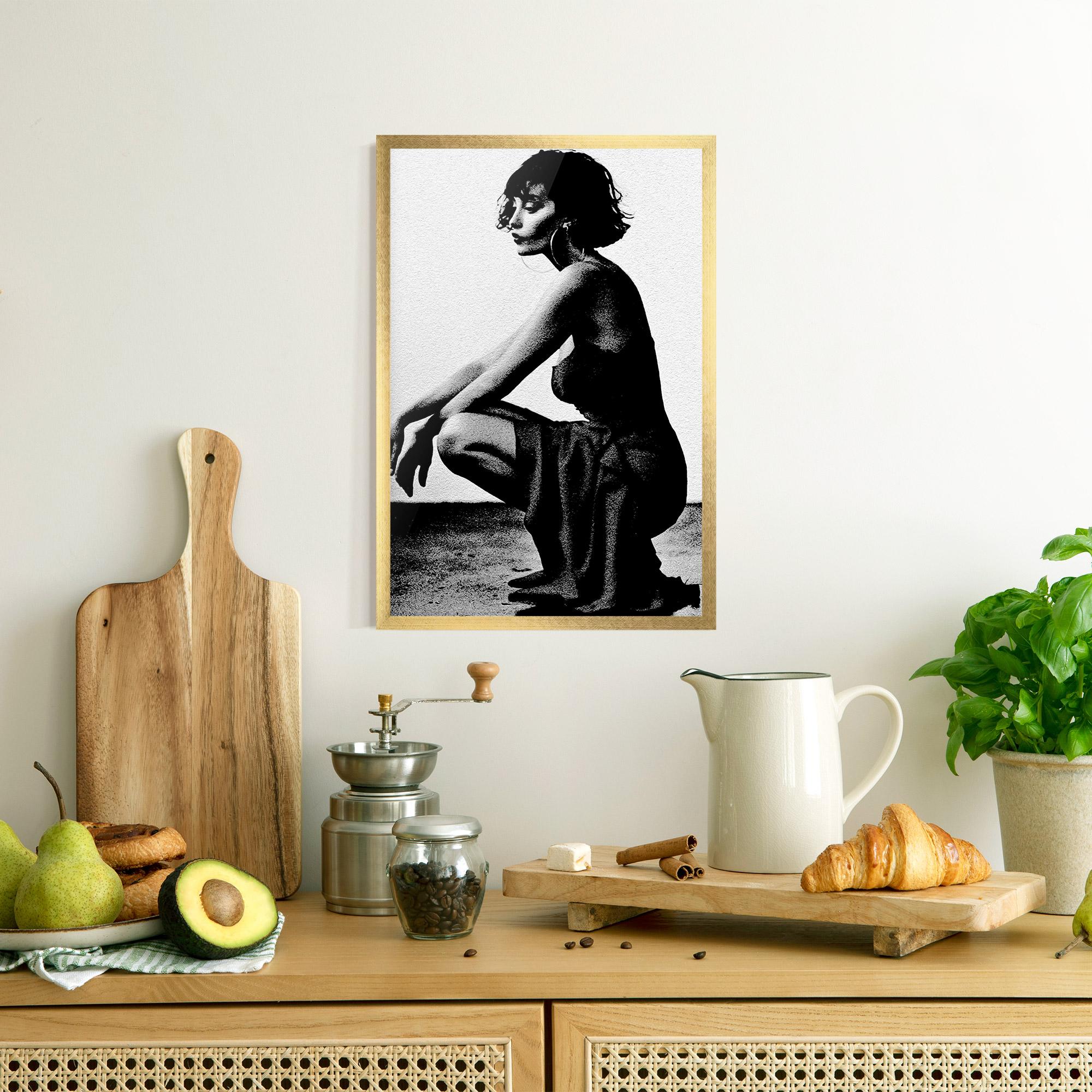 Gerahmte Poster Grey Long Dress mockup 8