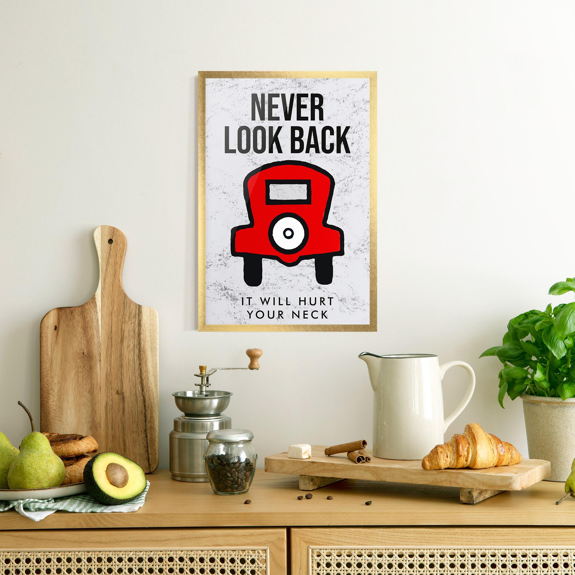 Gerahmte Poster Never Look Back mockup 8
