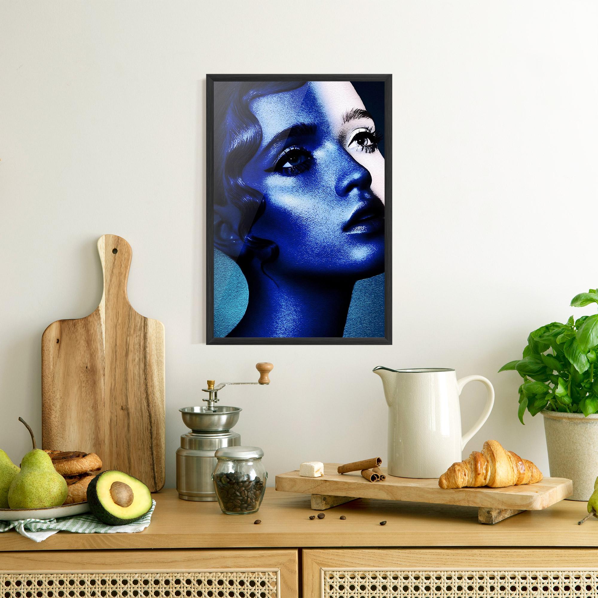 Gerahmte Poster Blue White Face Art mockup 8
