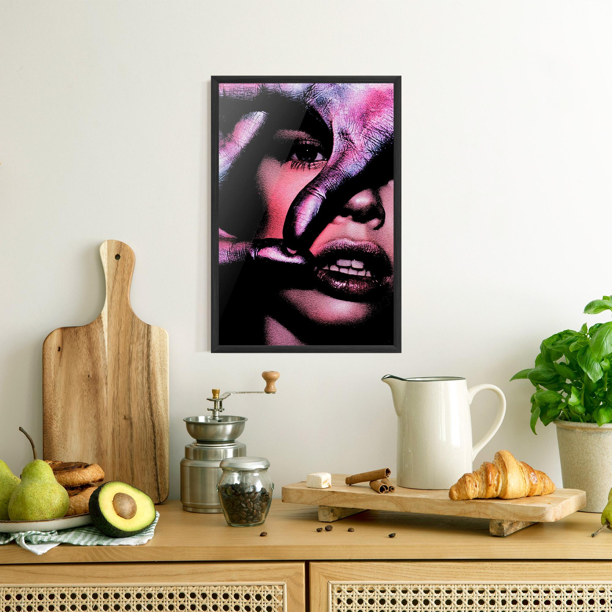 Gerahmte Poster Purple Glitter Hand mockup 8