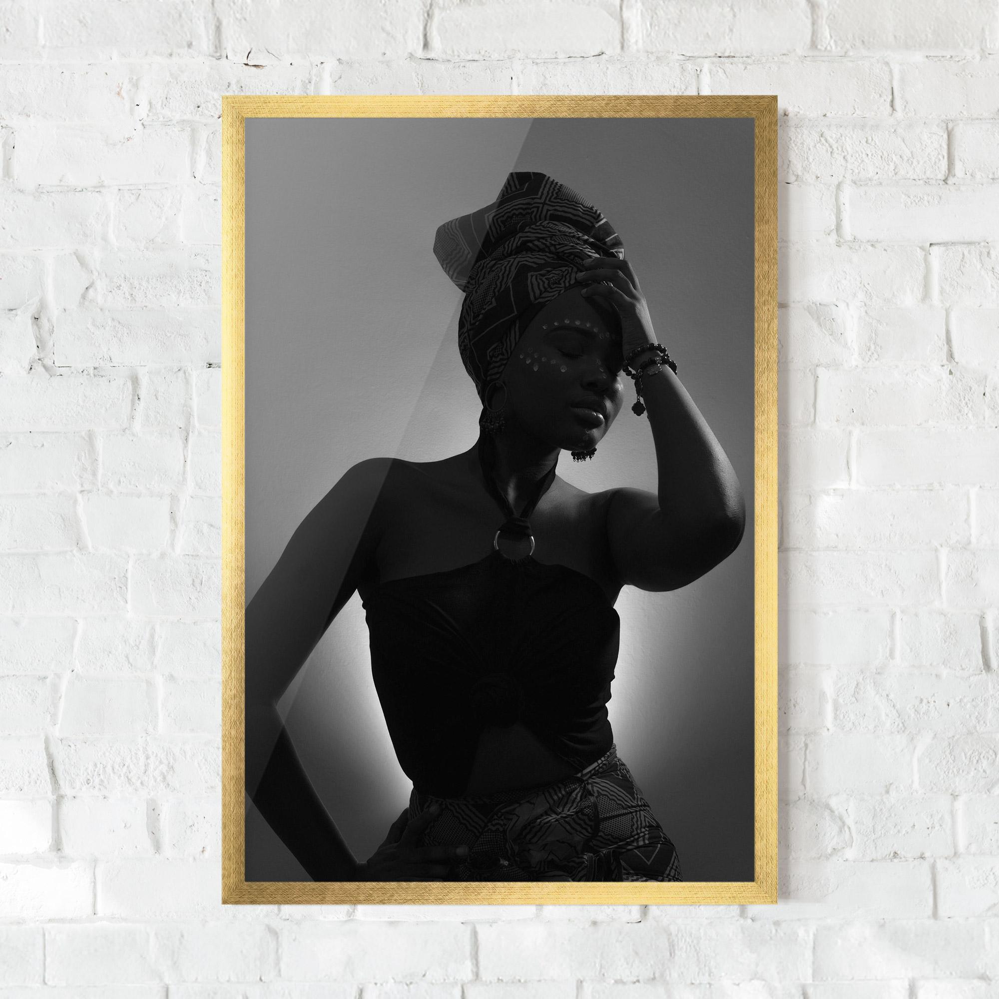 Gerahmte Poster African Woman Shadow mockup 0