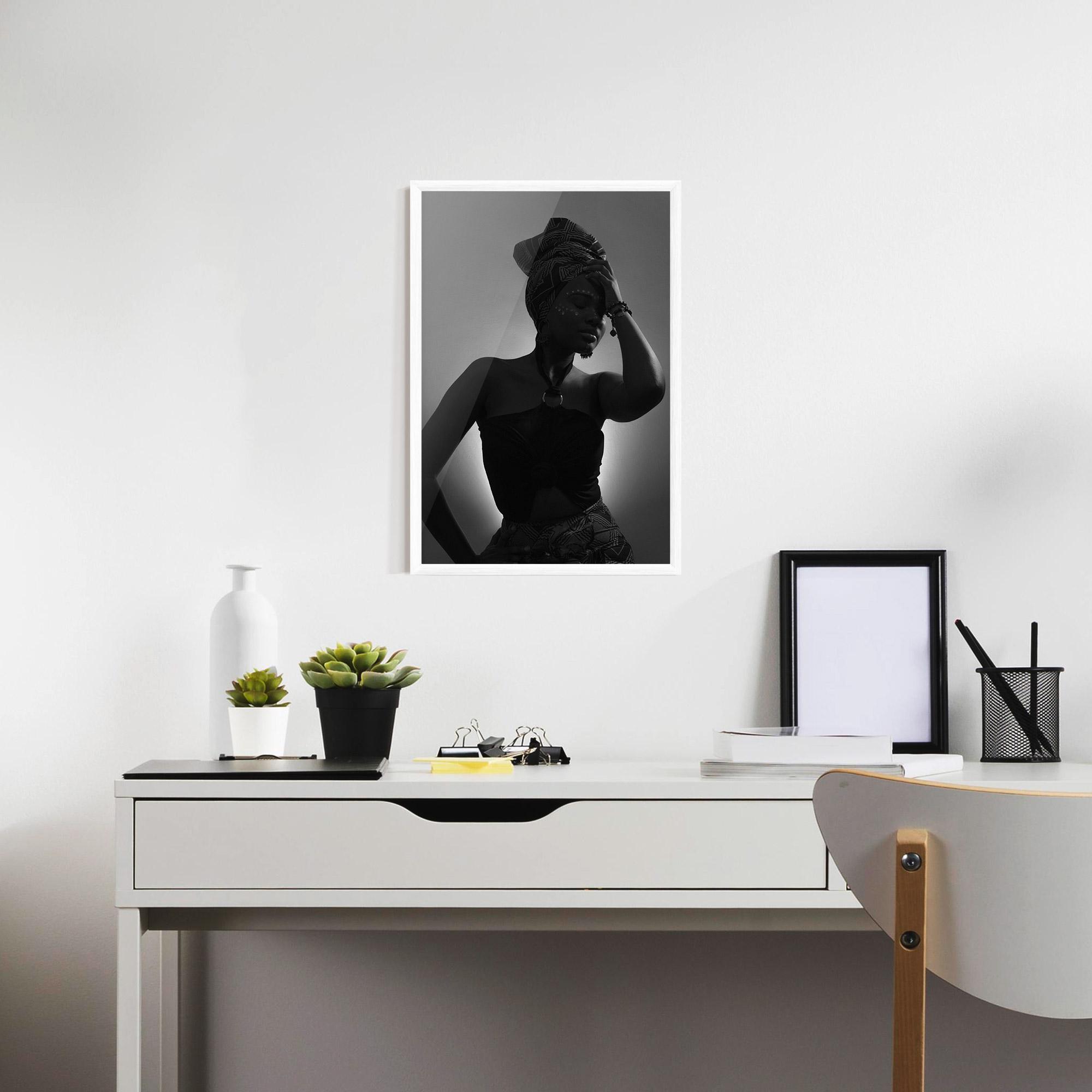 Gerahmte Poster African Woman Shadow mockup 7