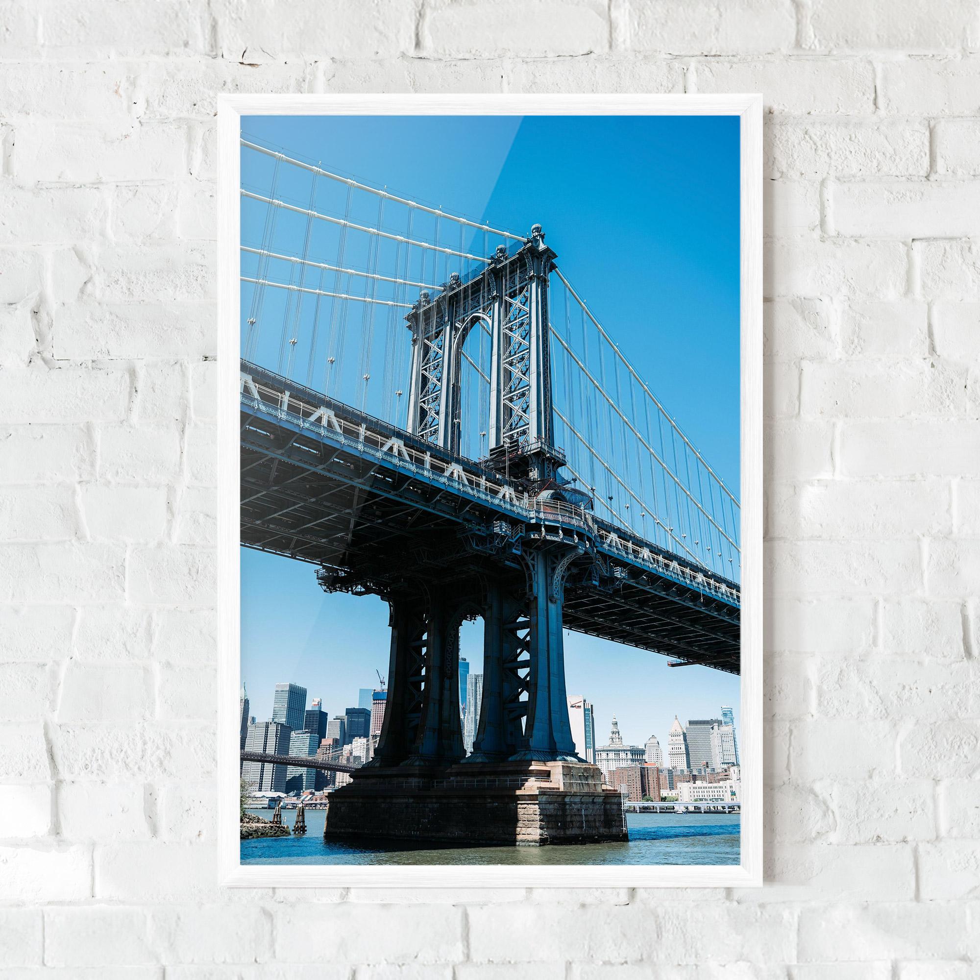 Gerahmte Poster Blue Sky Bridge mockup 0