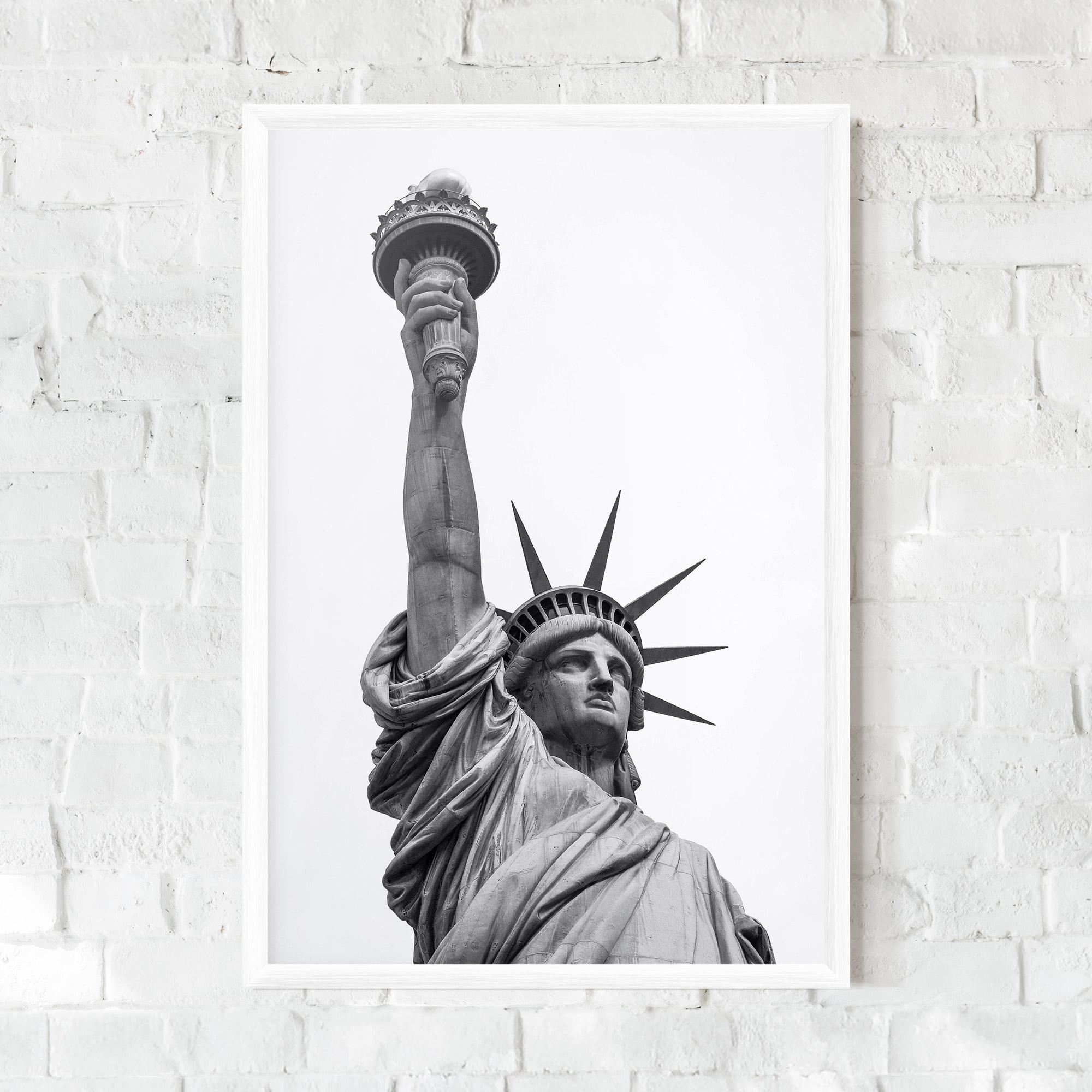 Gerahmte Poster Liberty Statue mockup 0