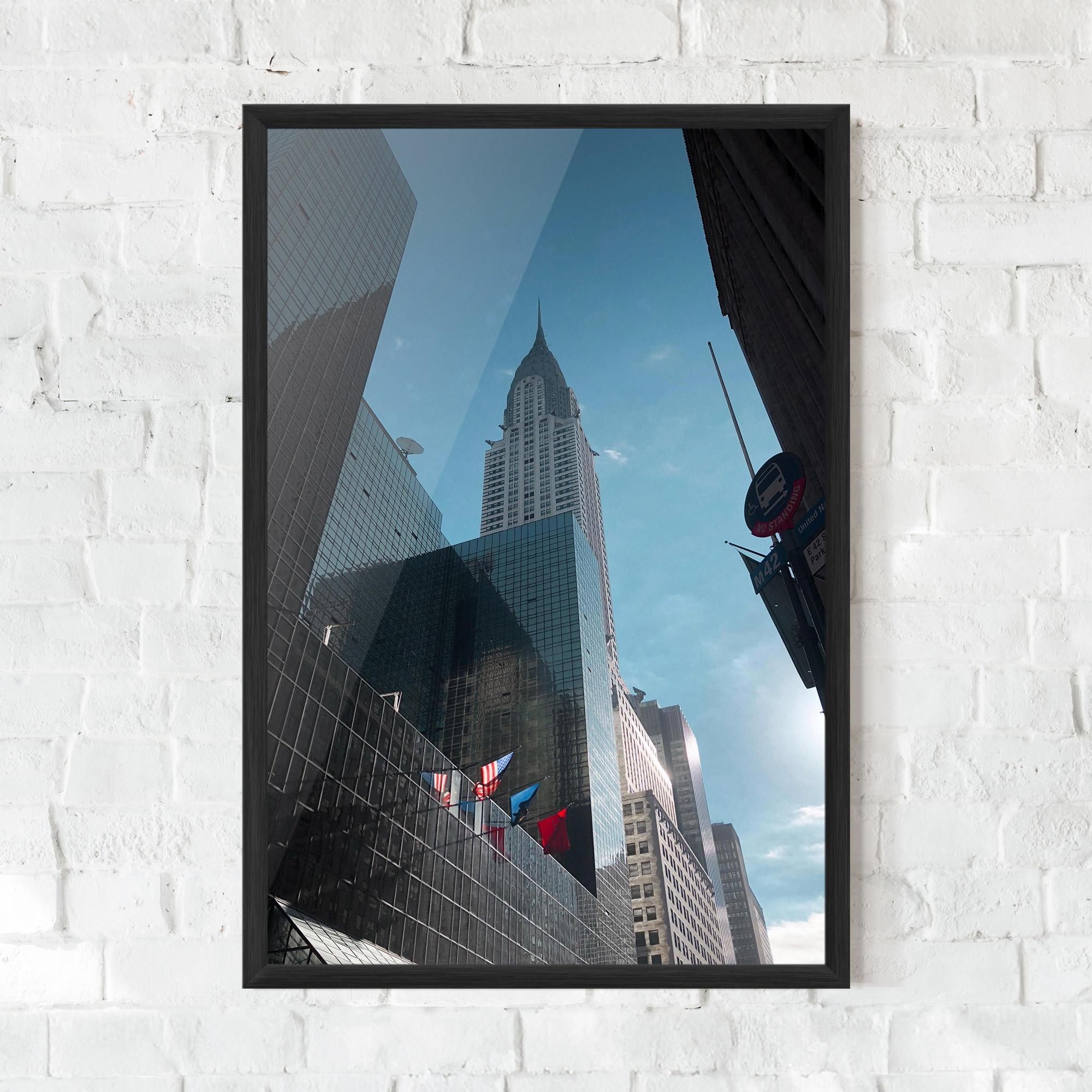 Gerahmte Poster Big Glass Tower mockup 0