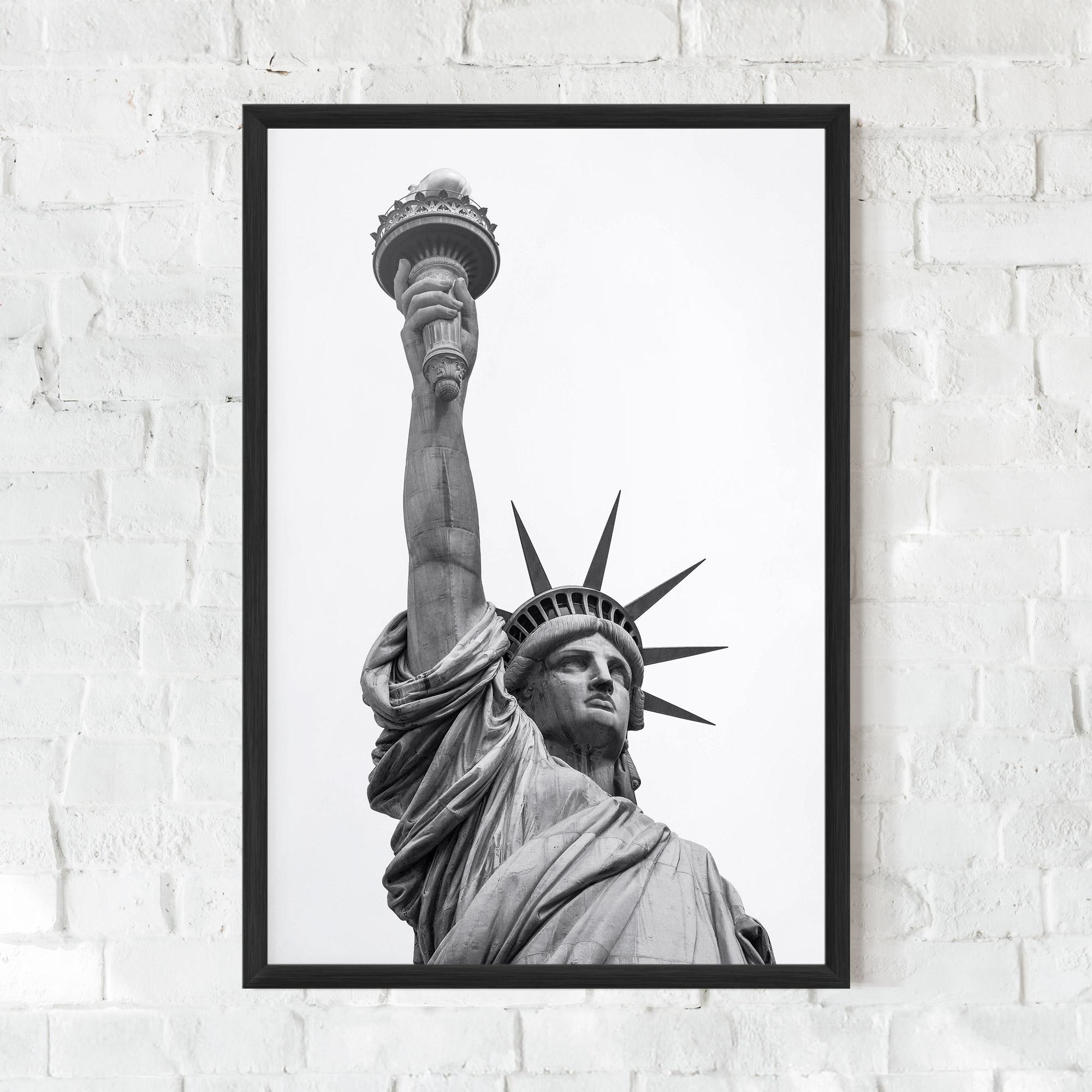 Gerahmte Poster Liberty Statue mockup 0