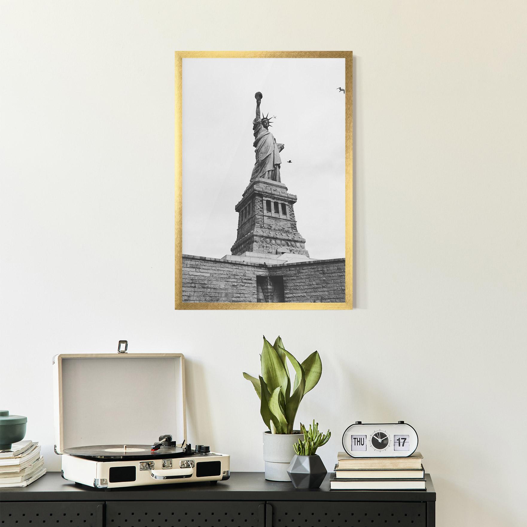 Gerahmte Poster The Statue Of Liberty mockup 2