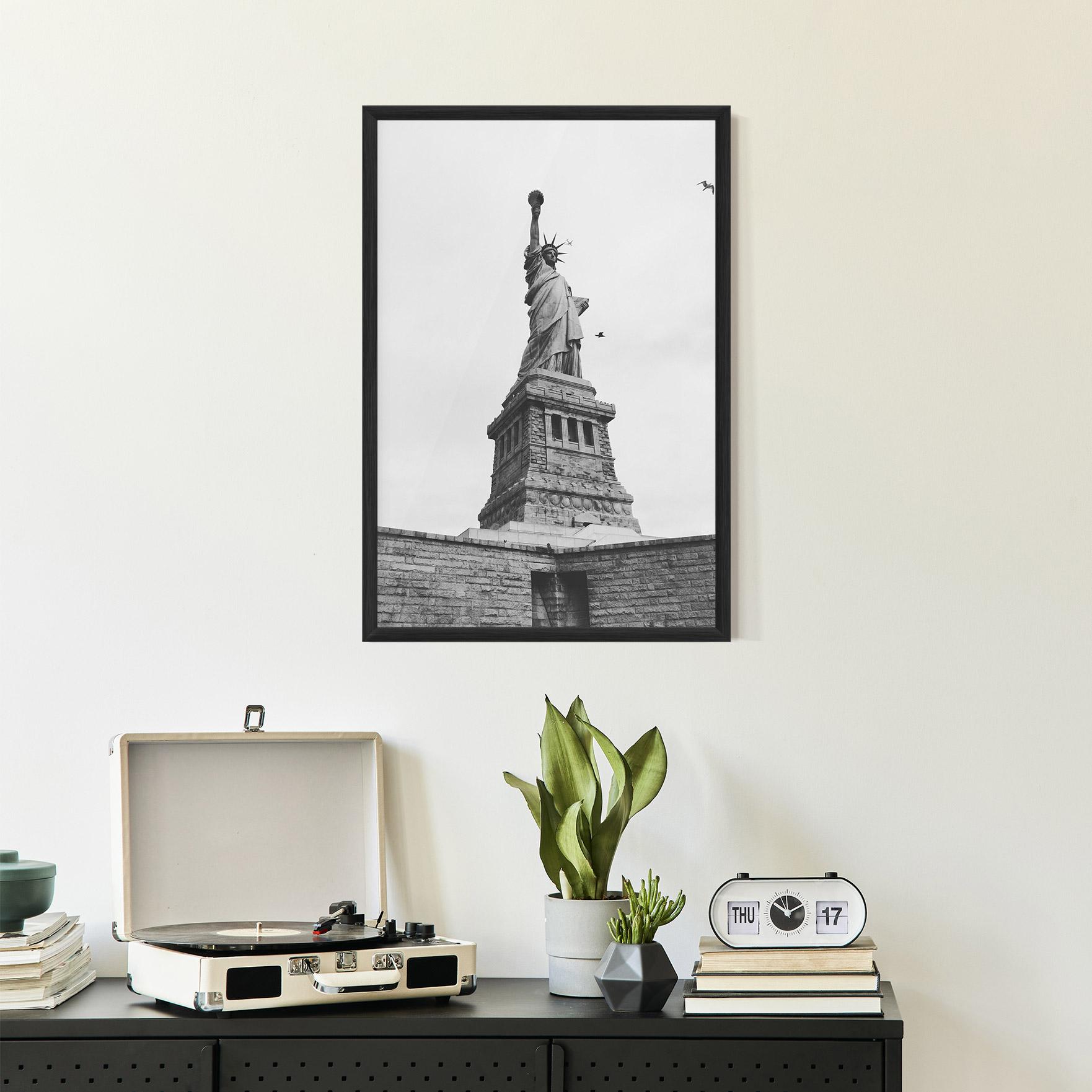 Gerahmte Poster The Statue Of Liberty mockup 2