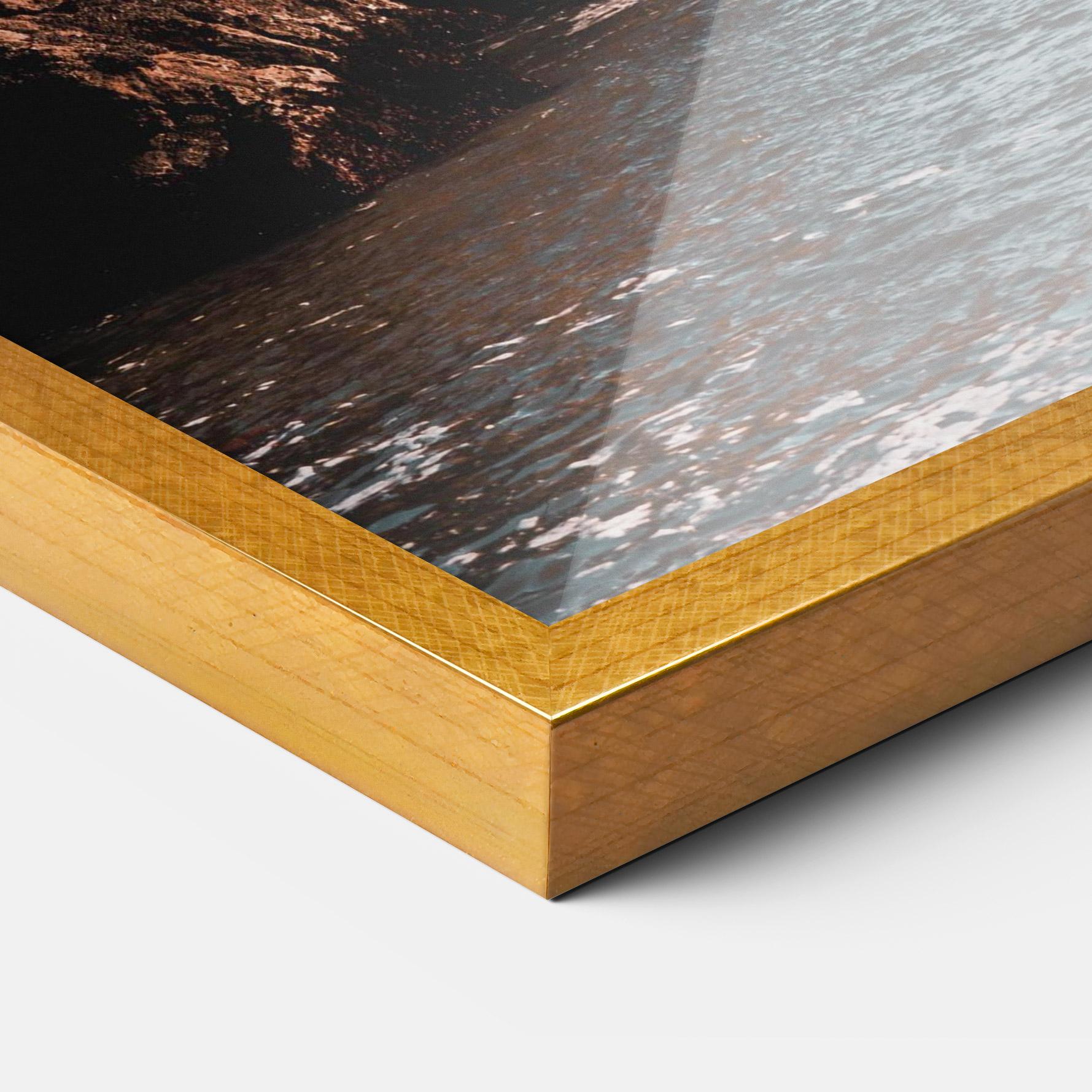 Gerahmte Poster Water Red Bridge mockup 3