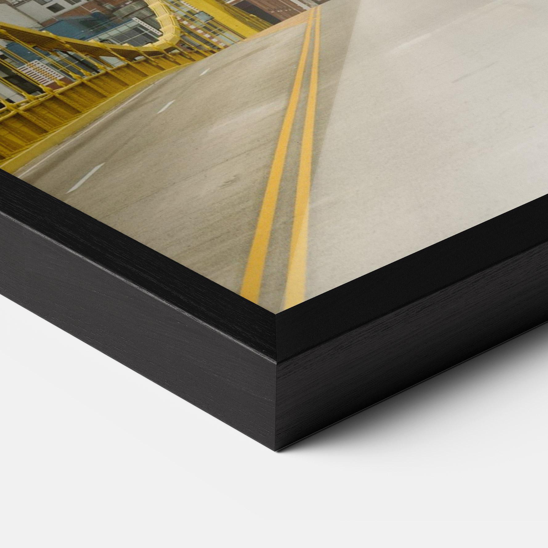 Gerahmte Poster Yellow Foggy Bridge mockup 3