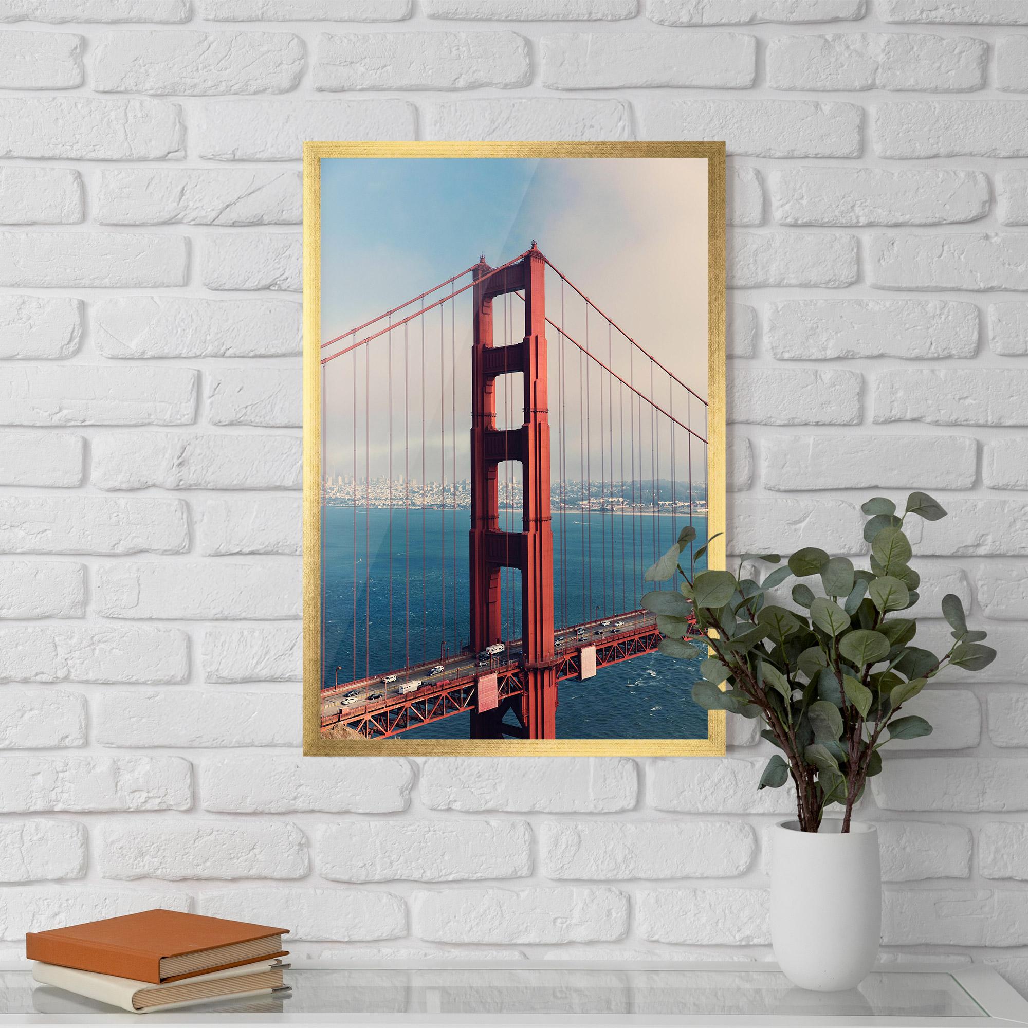 Gerahmte Poster Red High Bridge mockup 5