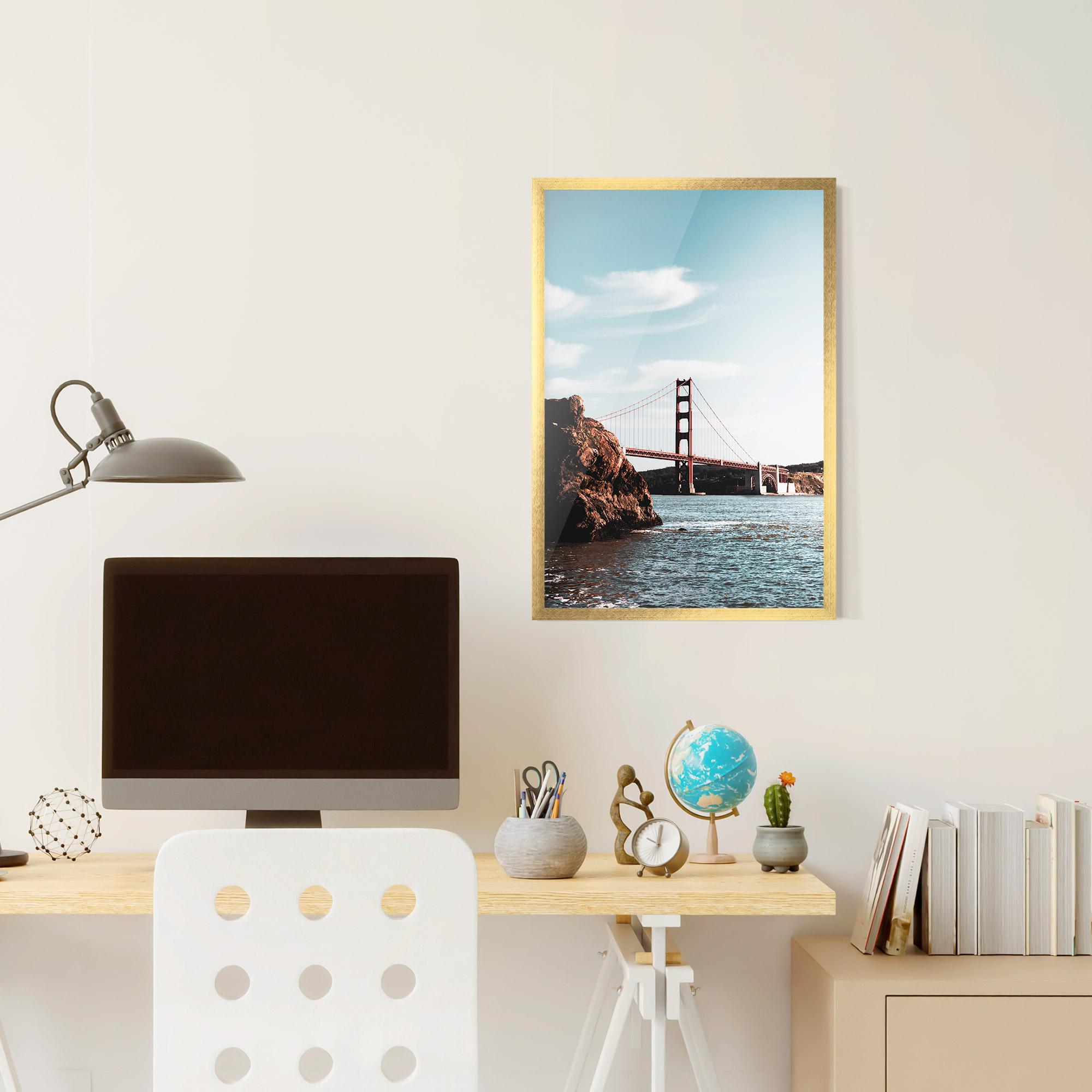 Gerahmte Poster Water Red Bridge mockup 6